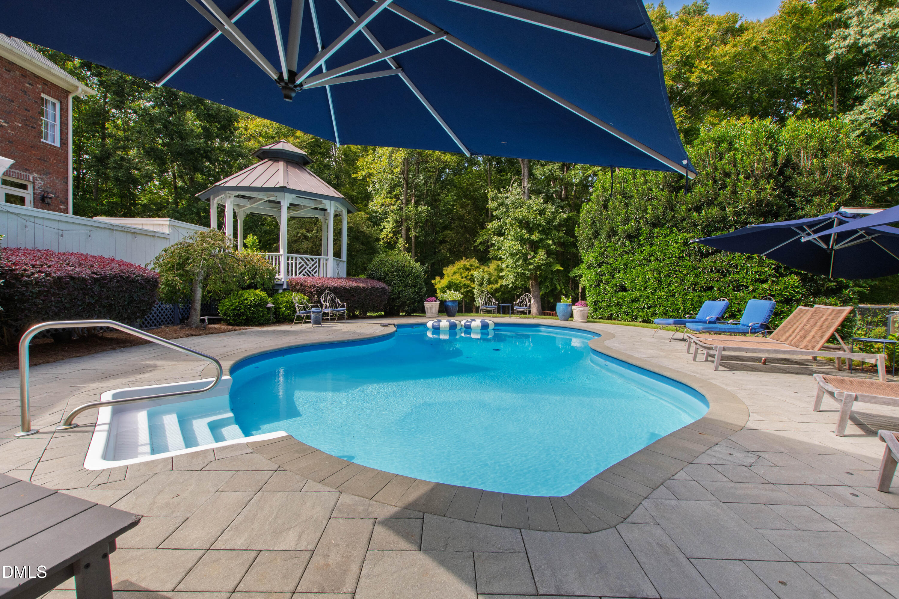 main property photo 67