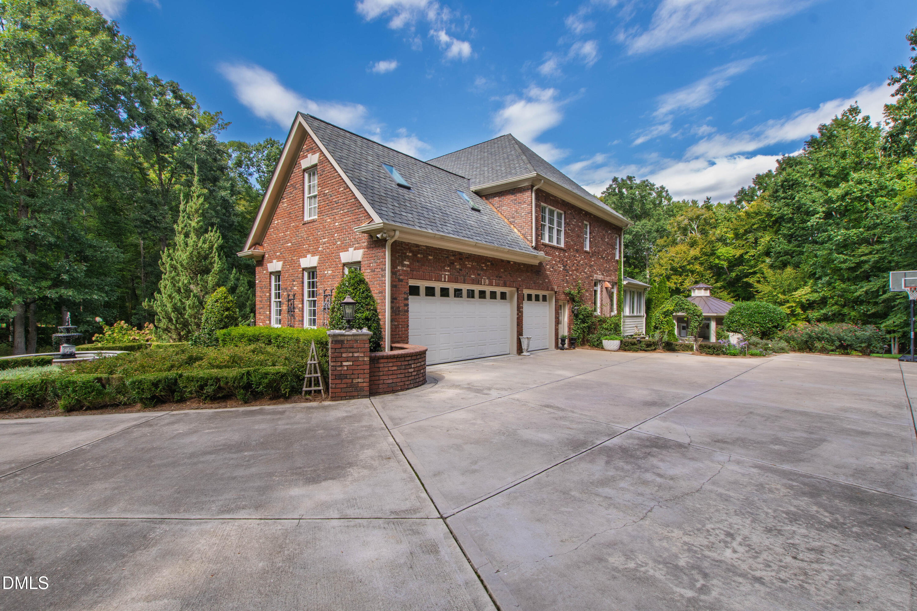 main property photo 75