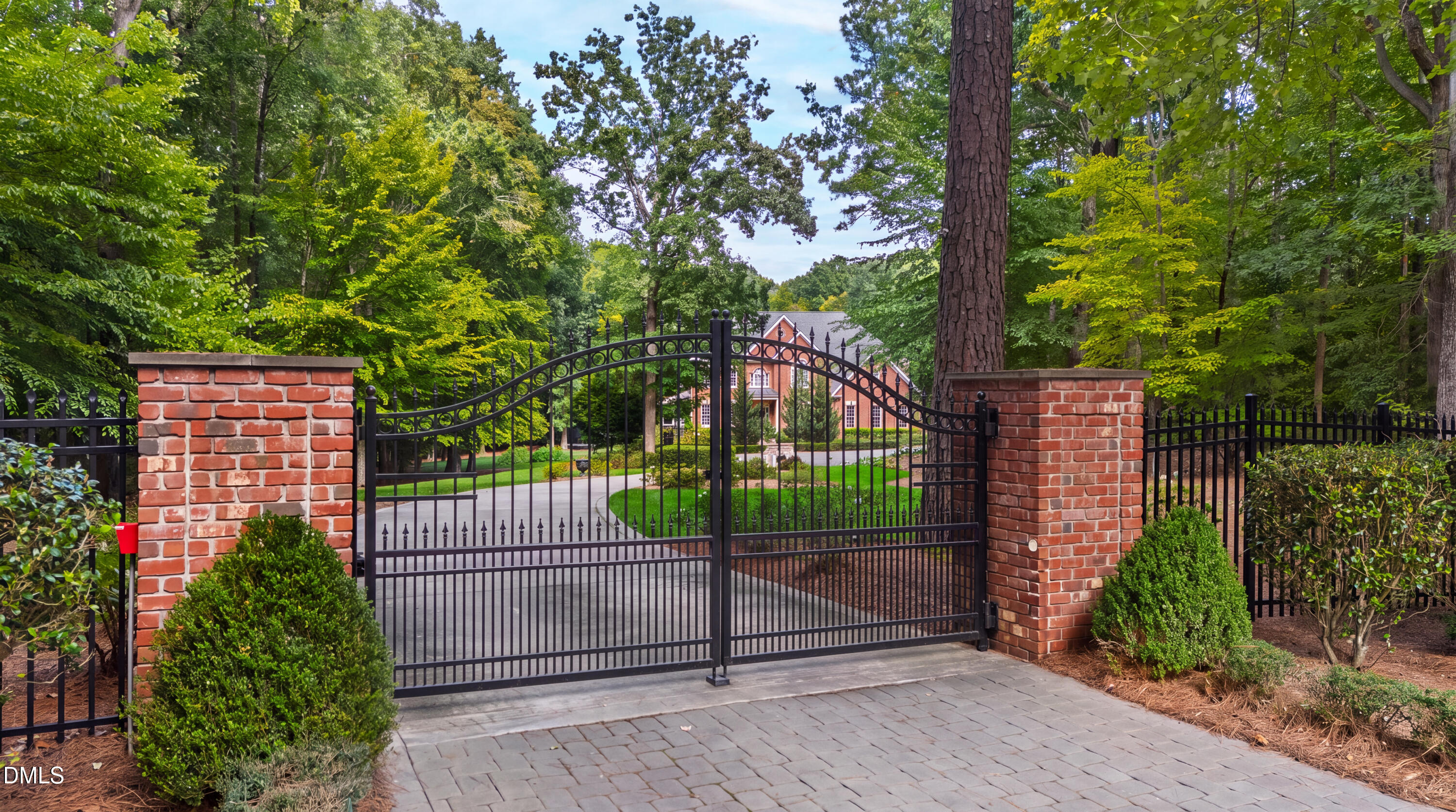 main property photo 79