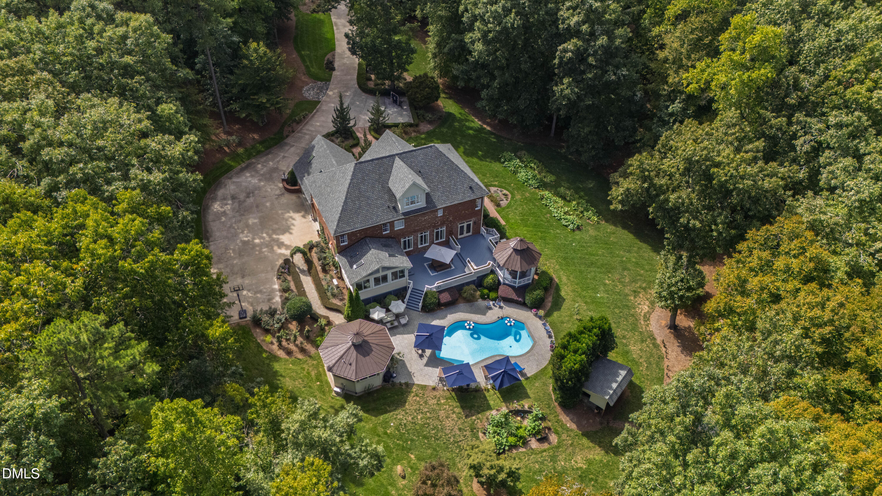 main property photo 80
