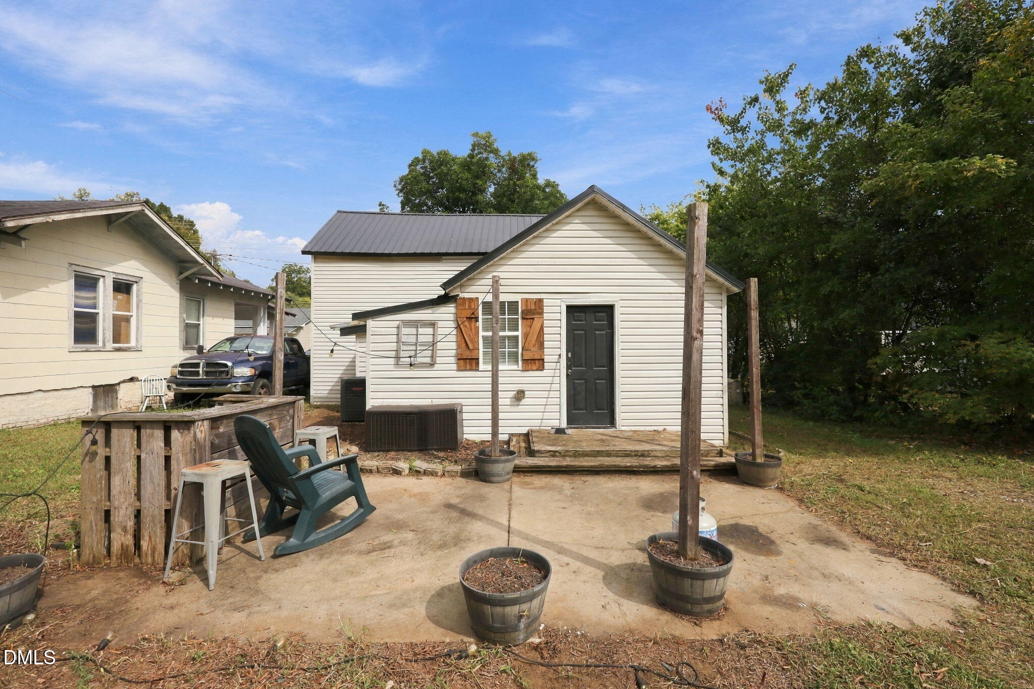 main property photo 22