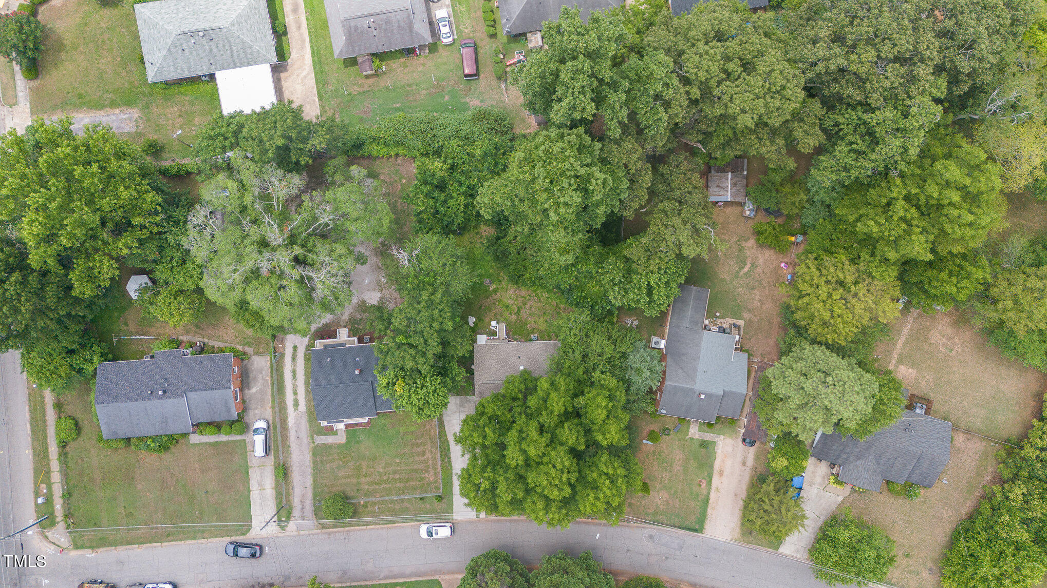 main property photo 18
