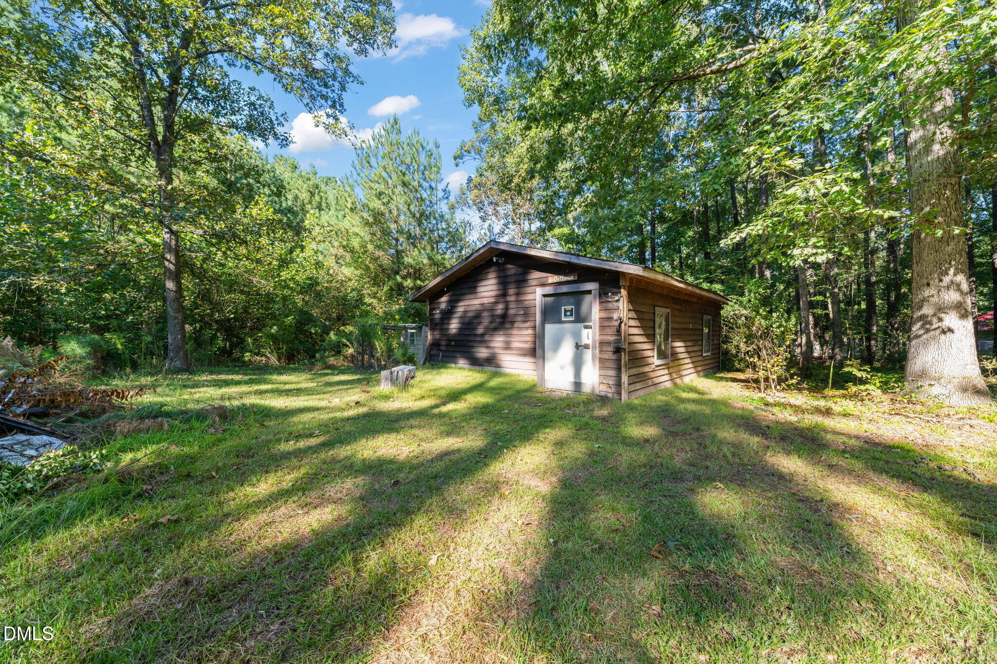main property photo 24
