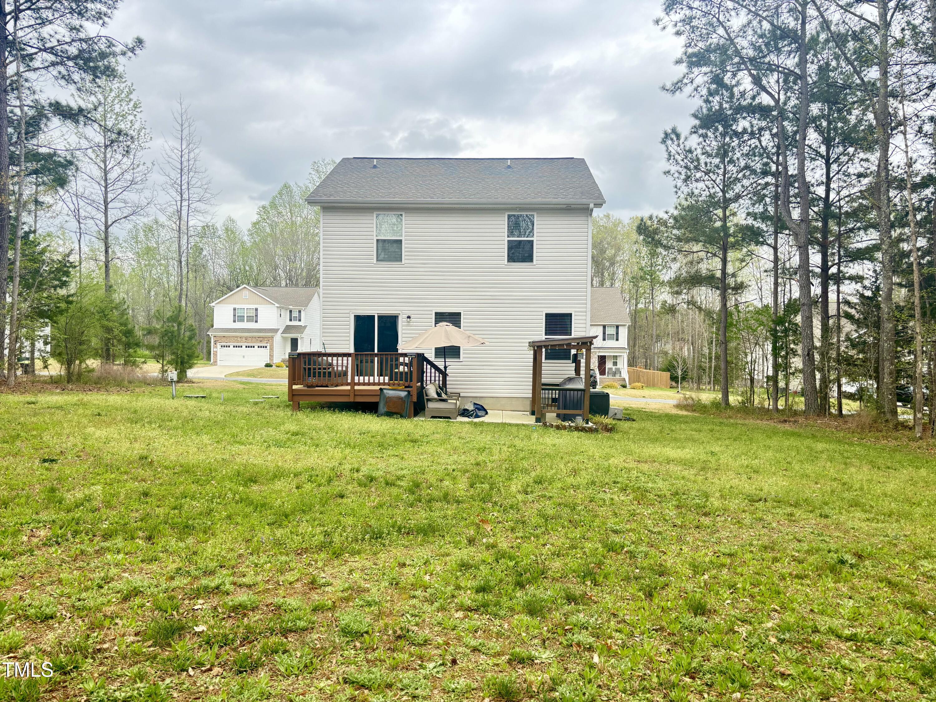 main property photo 22