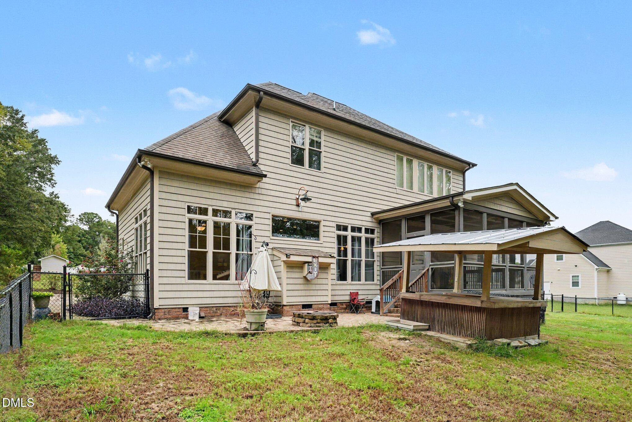 main property photo 35