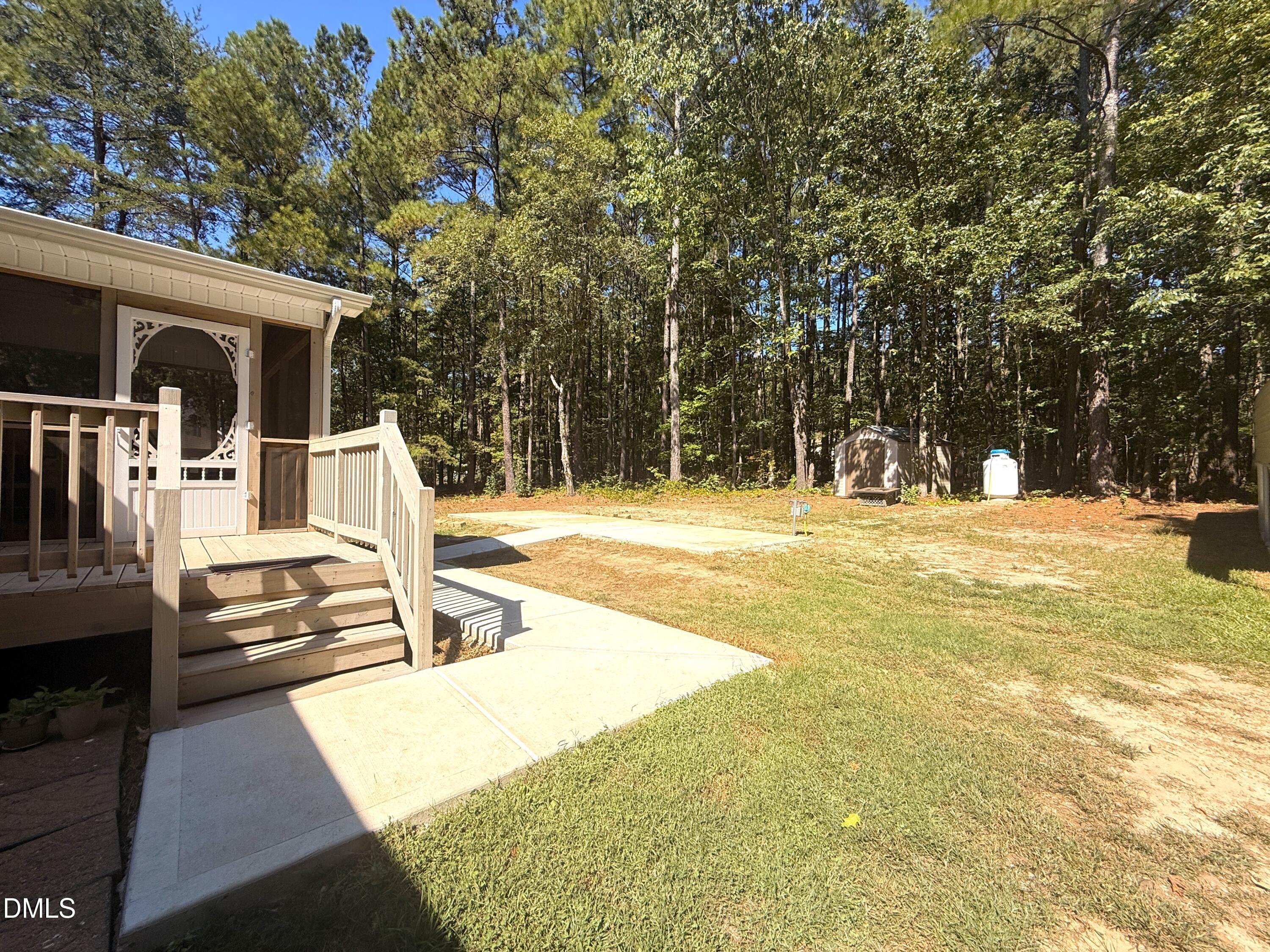 main property photo 33