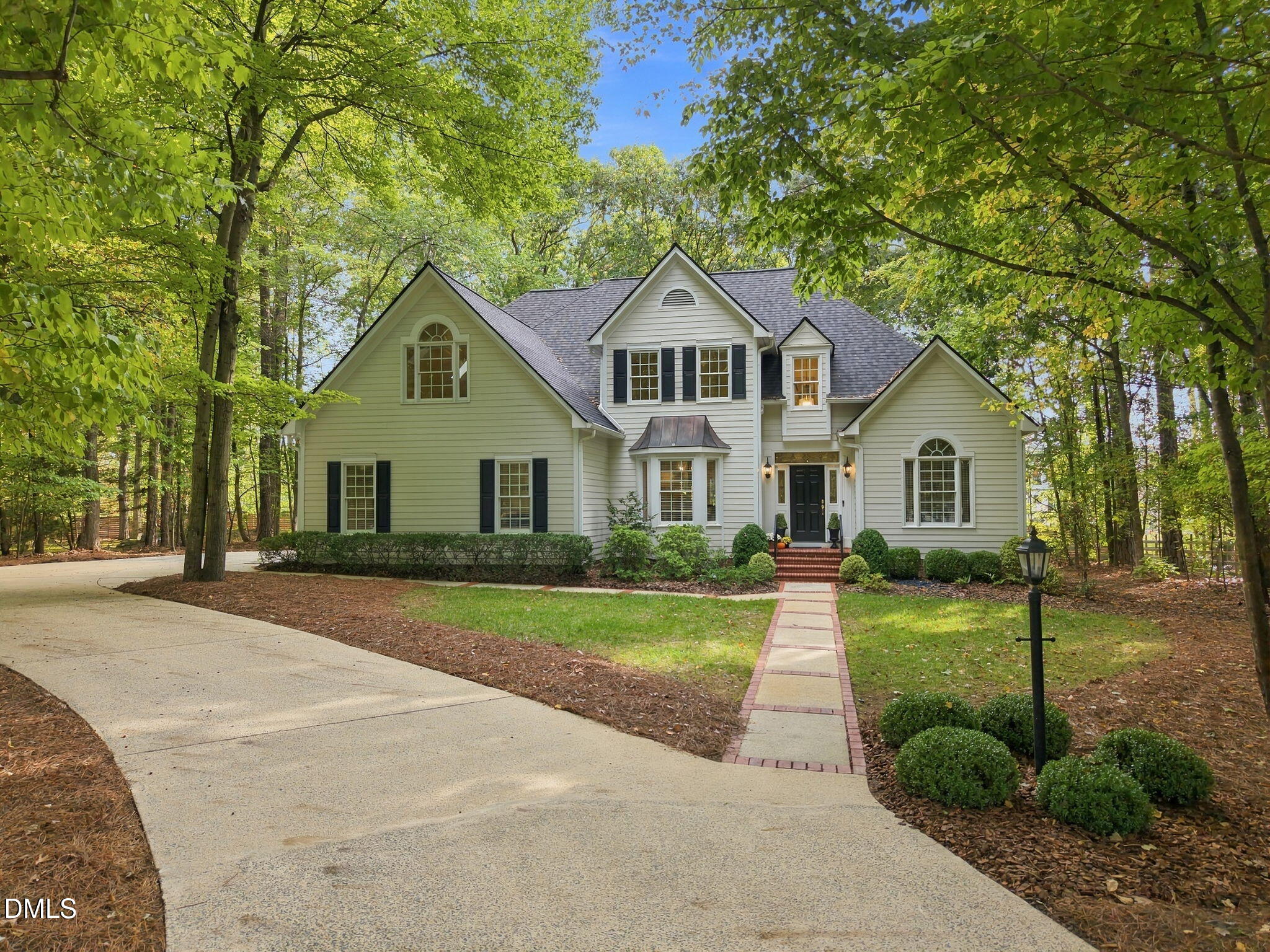 main property photo 4