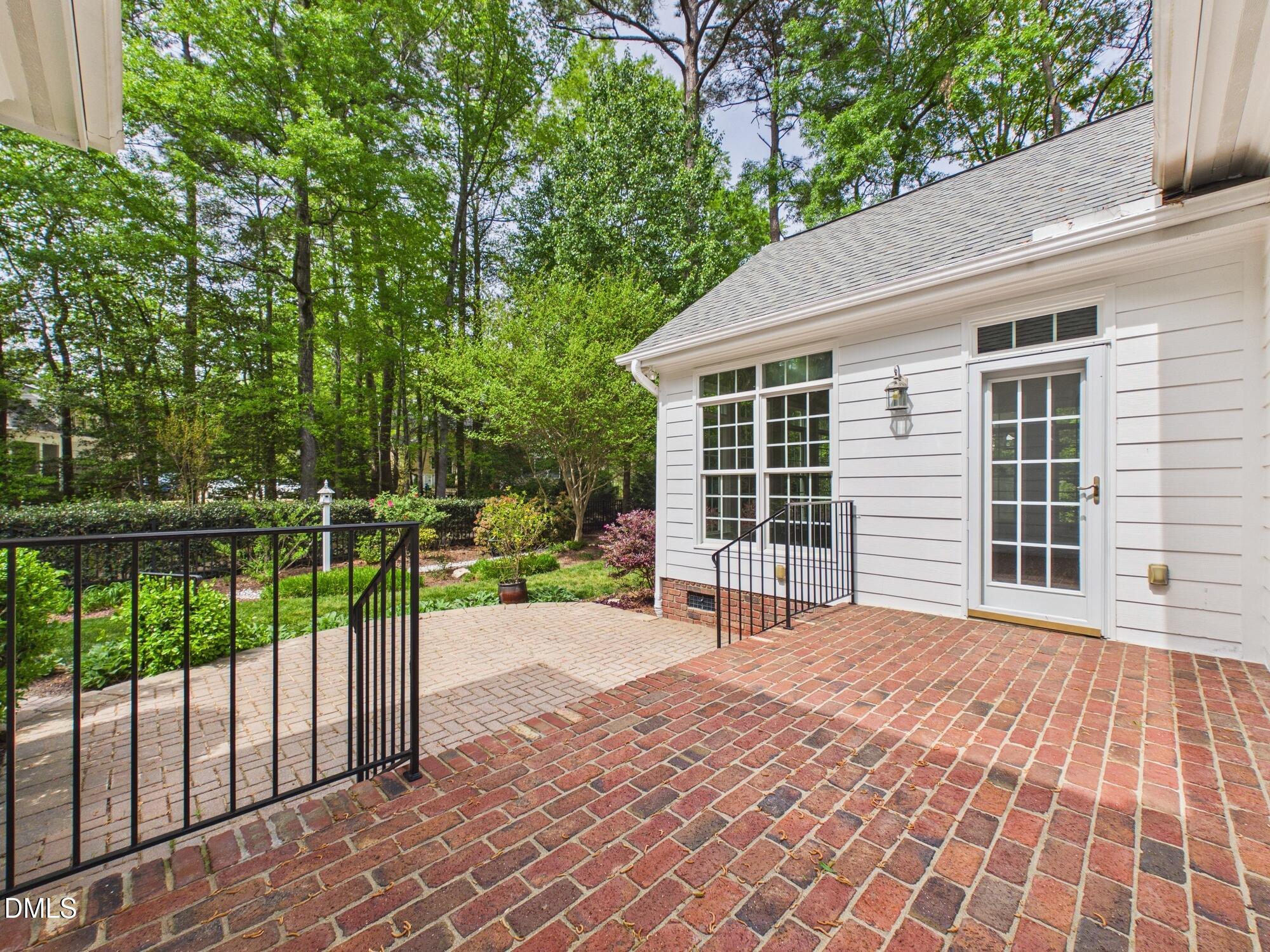main property photo 77