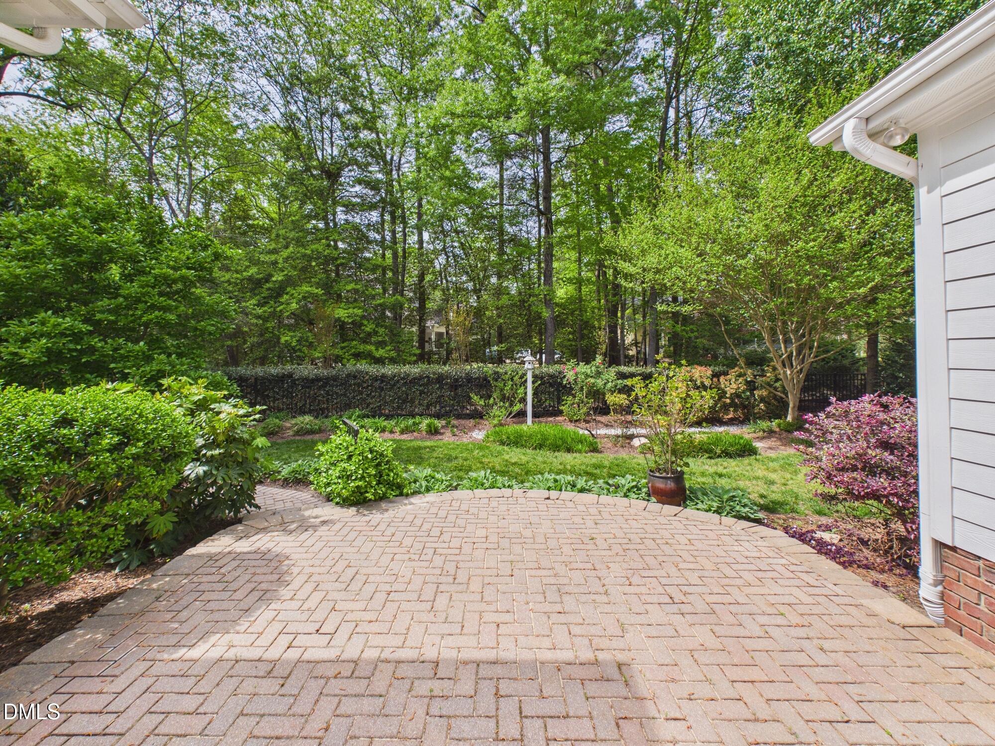 main property photo 79
