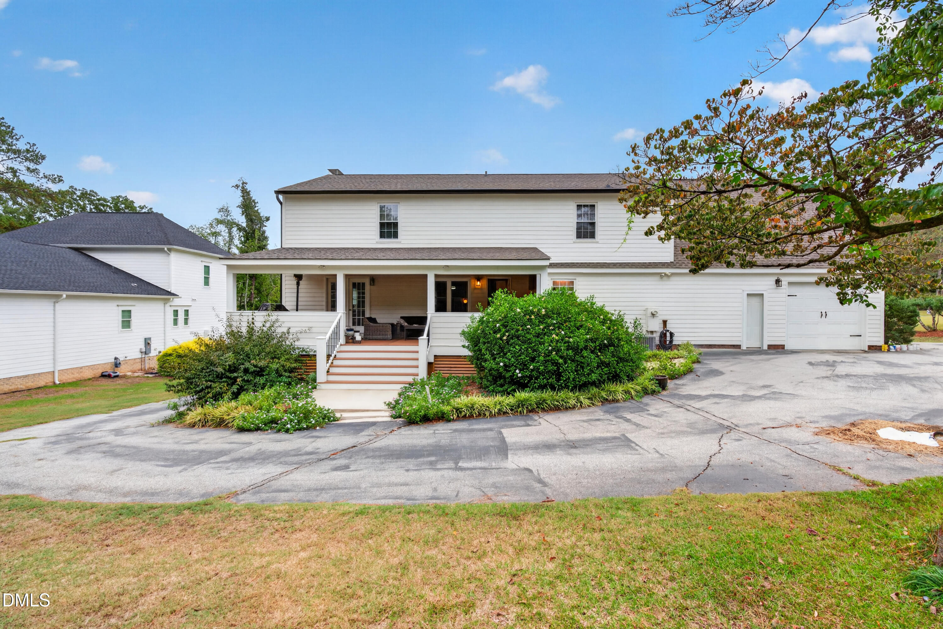 main property photo 34