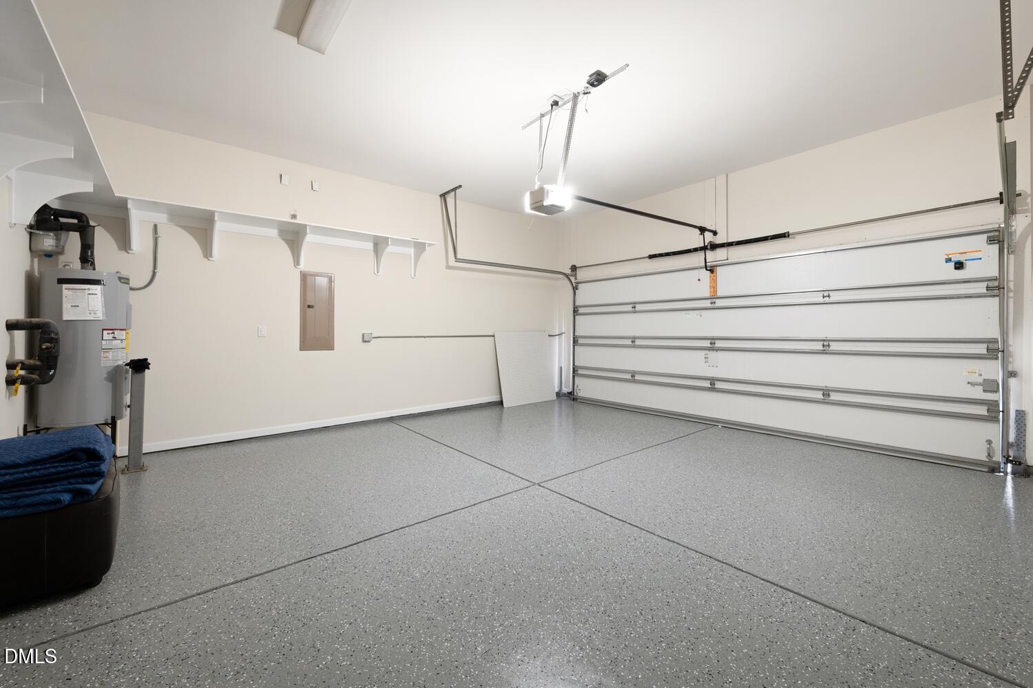 main property photo 64
