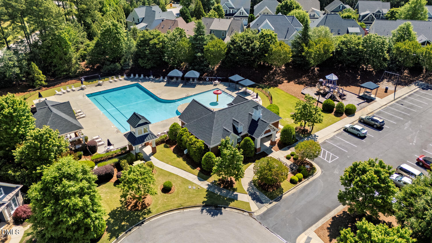 main property photo 77