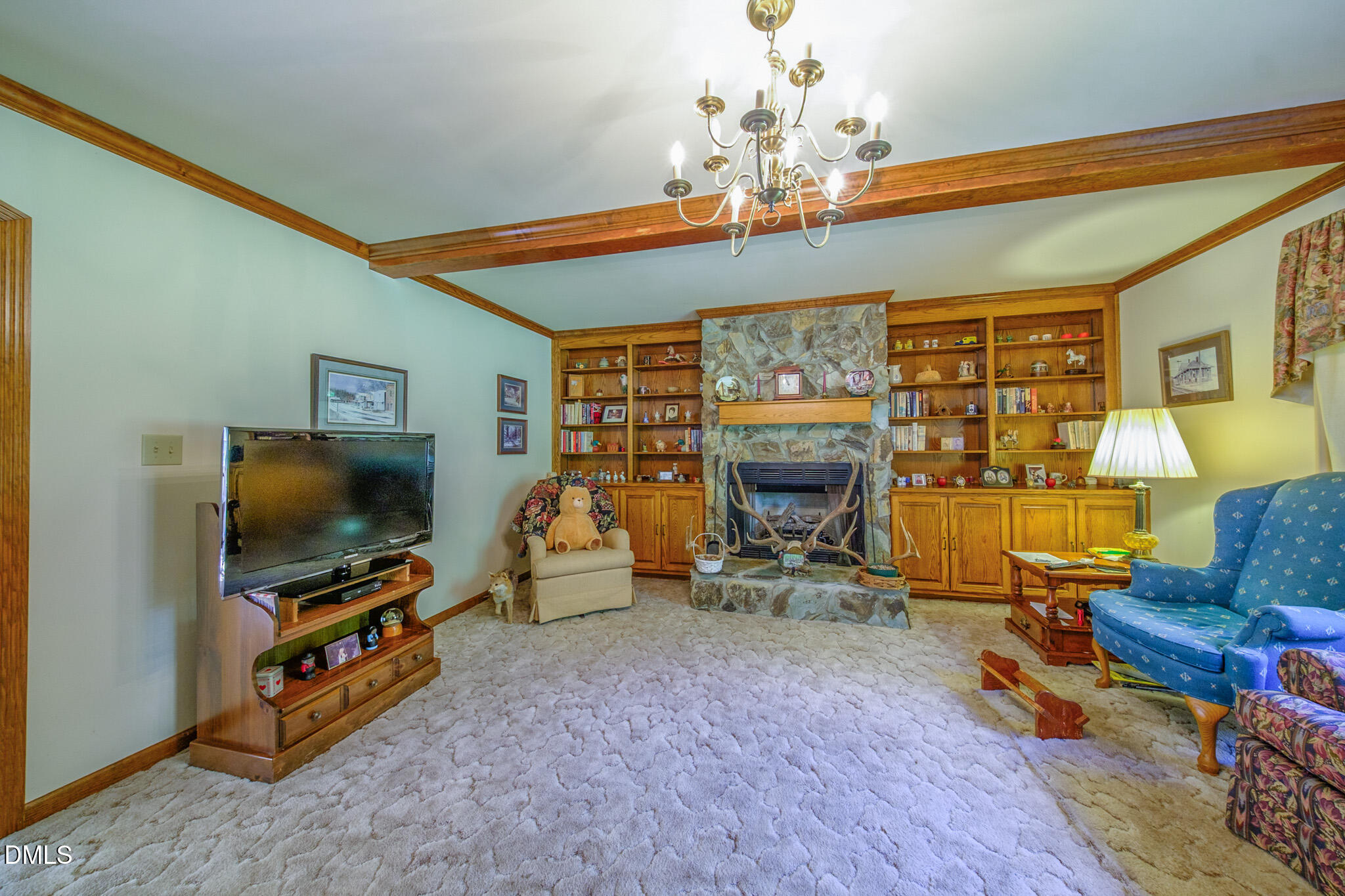 main property photo 5