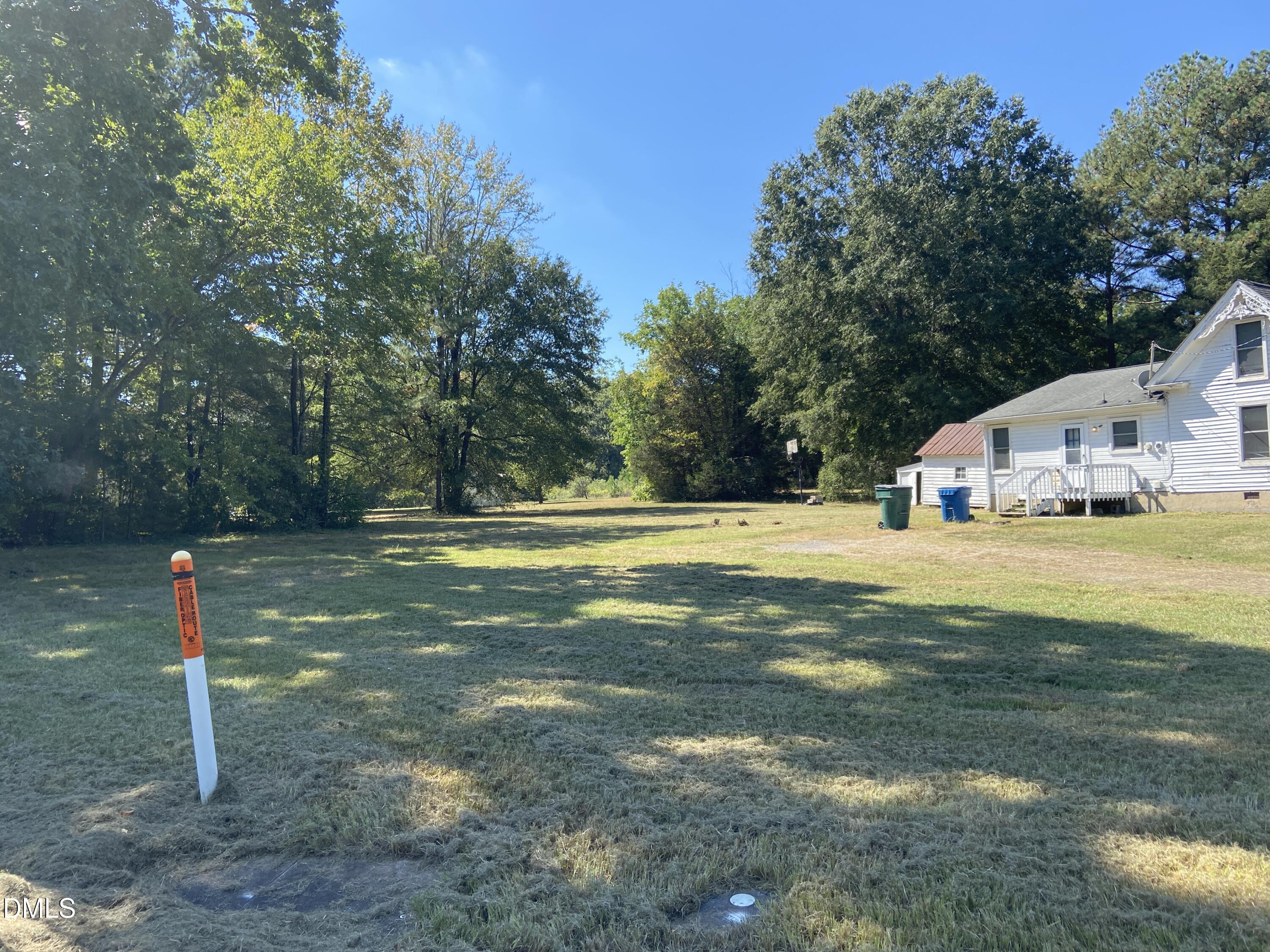 main property photo 23