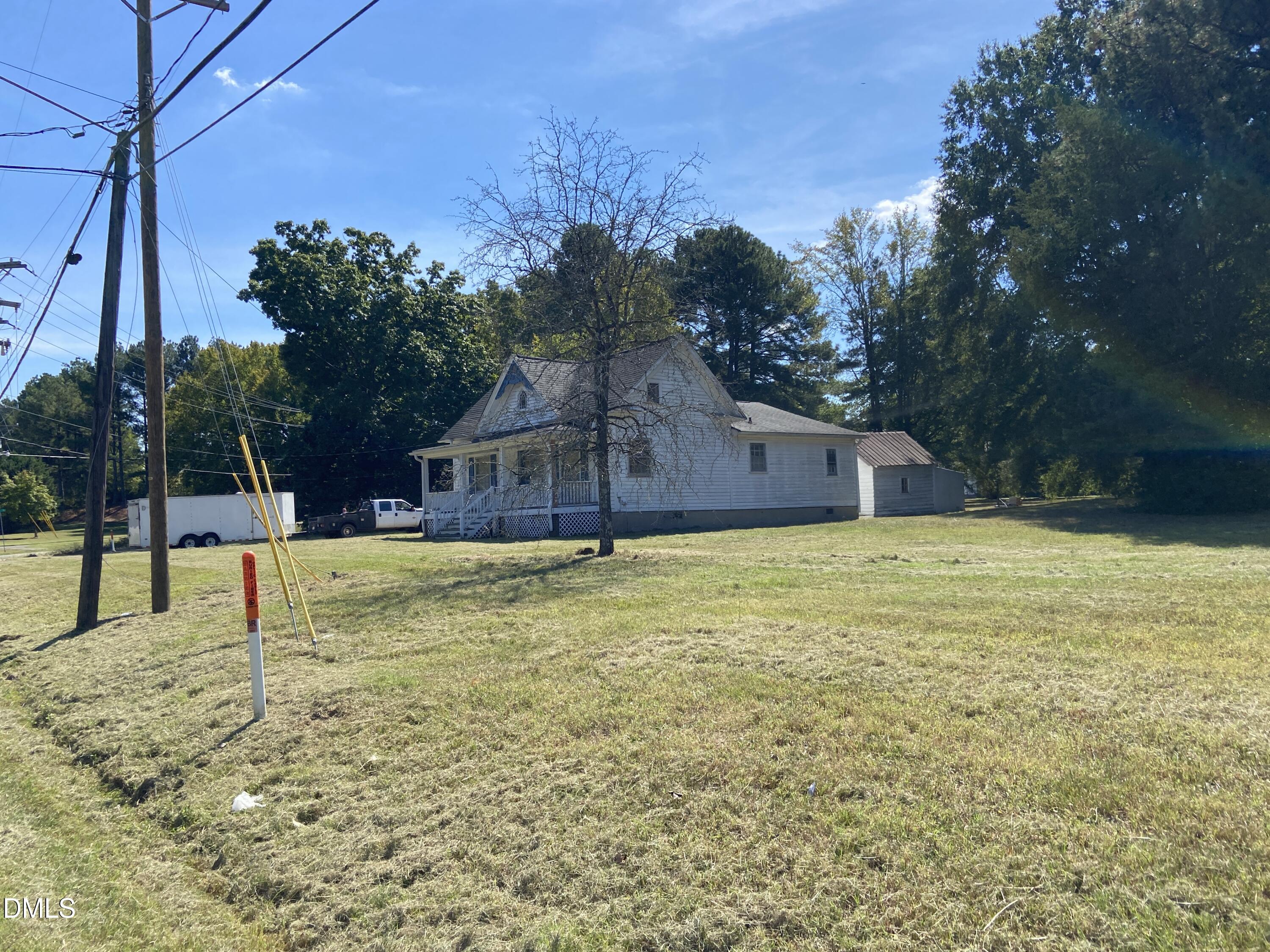 main property photo 3