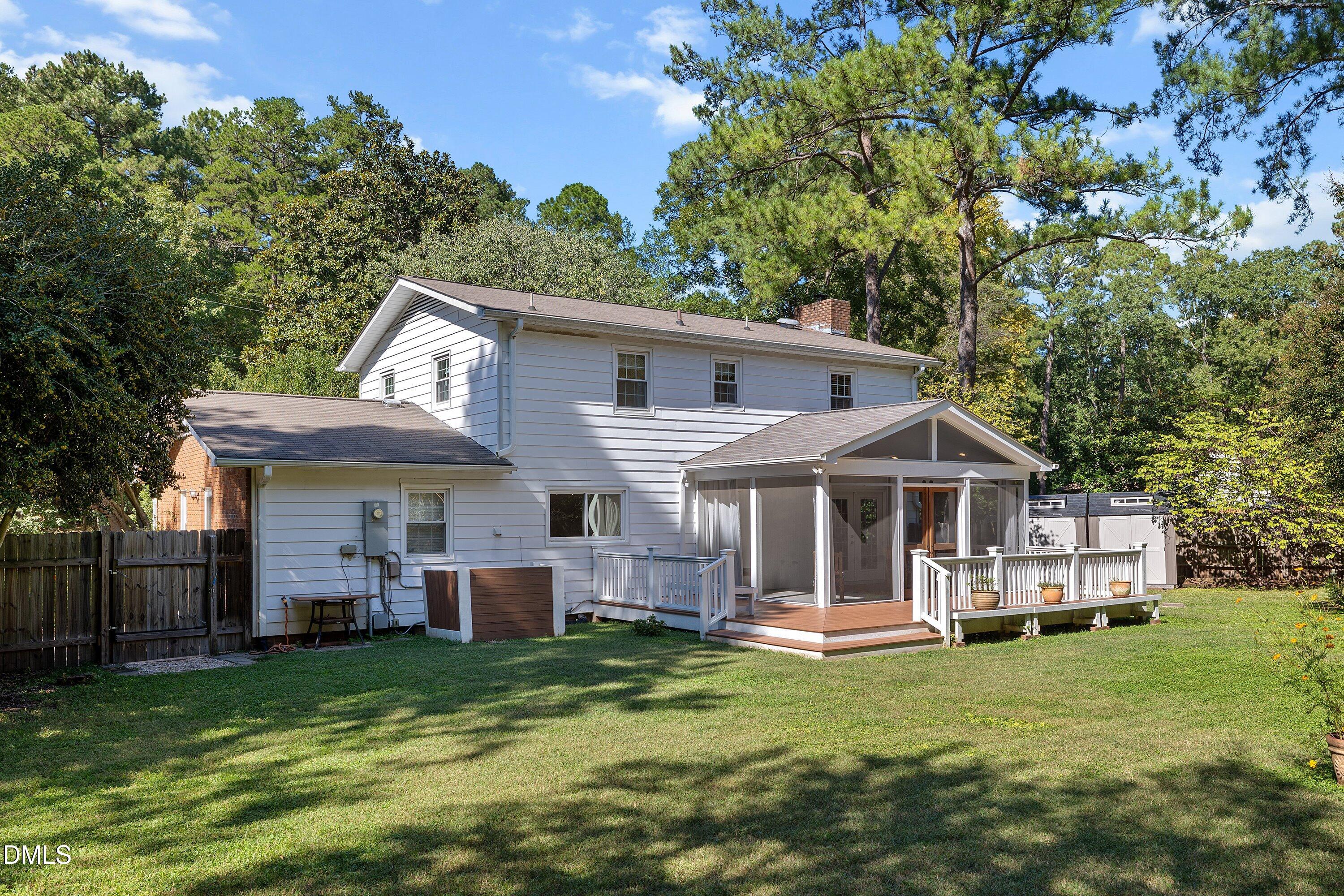main property photo 40