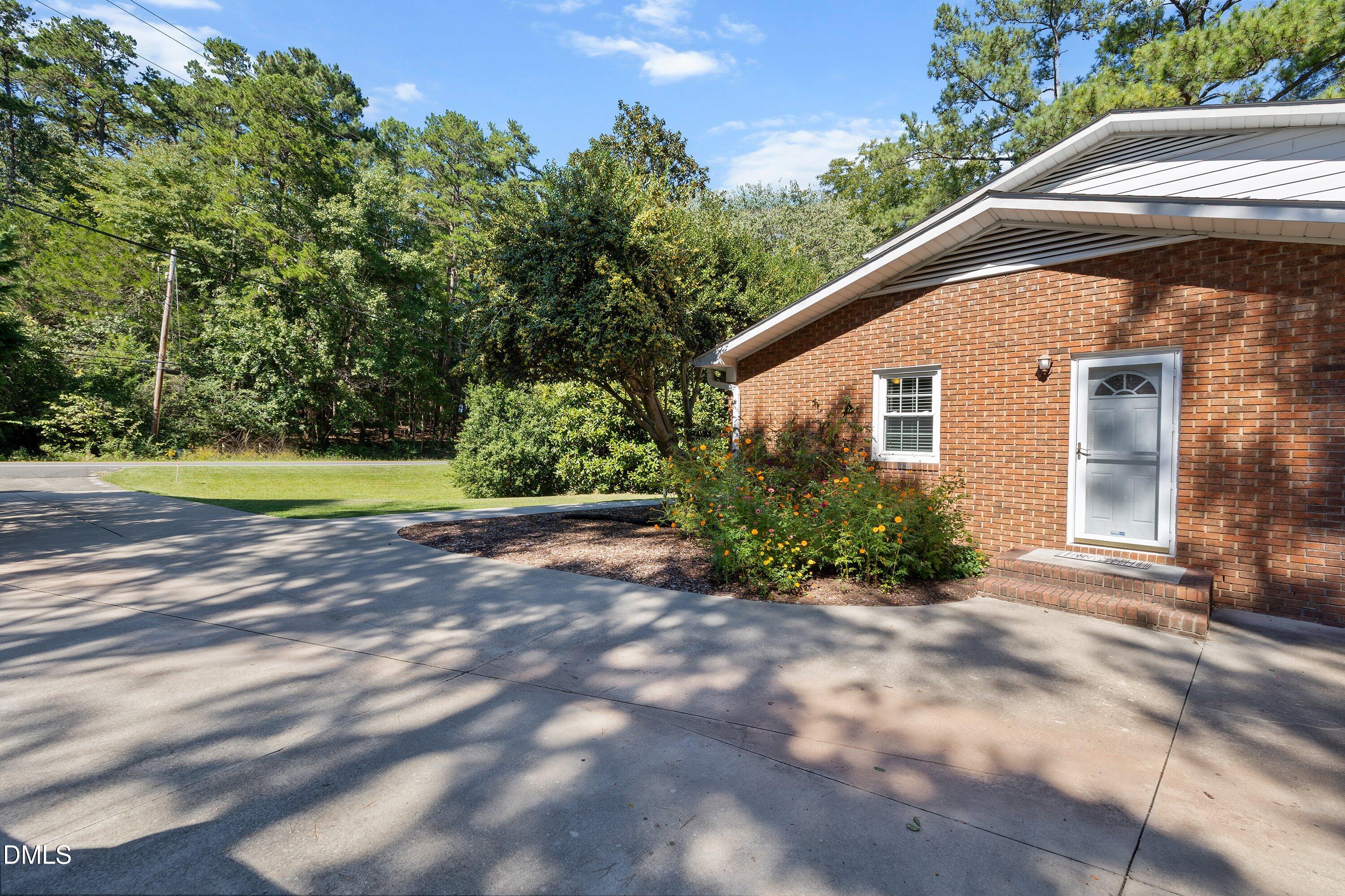 main property photo 58
