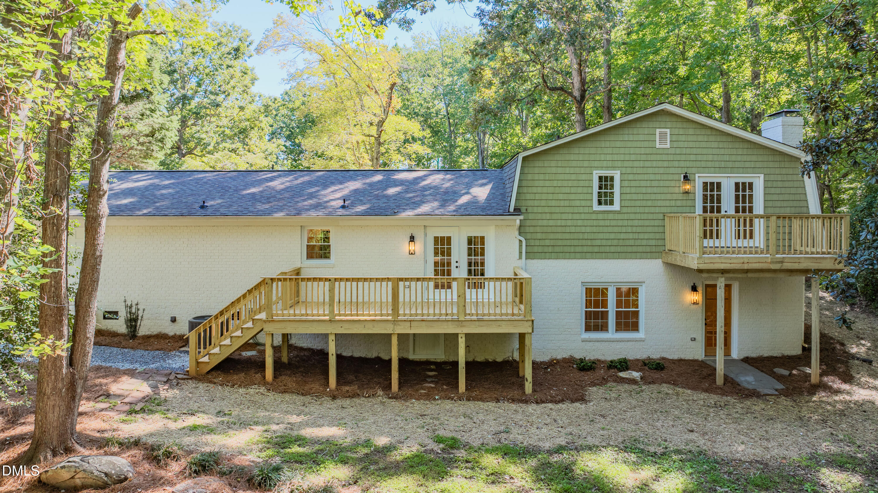 main property photo 39