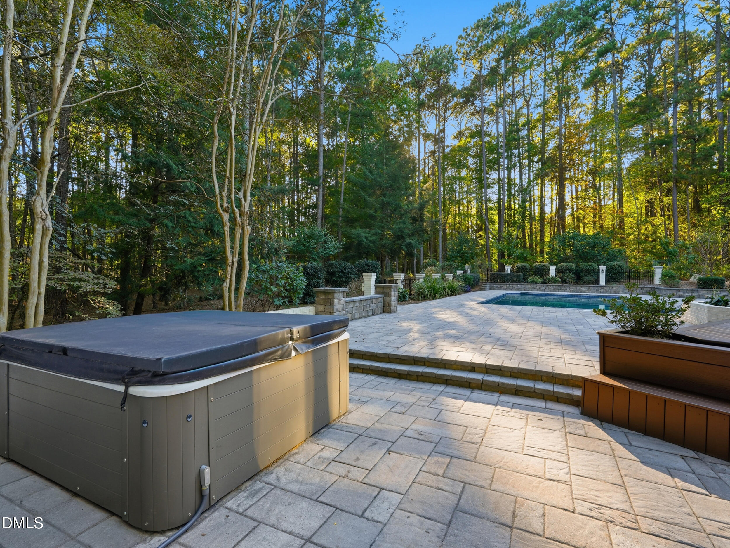 main property photo 51