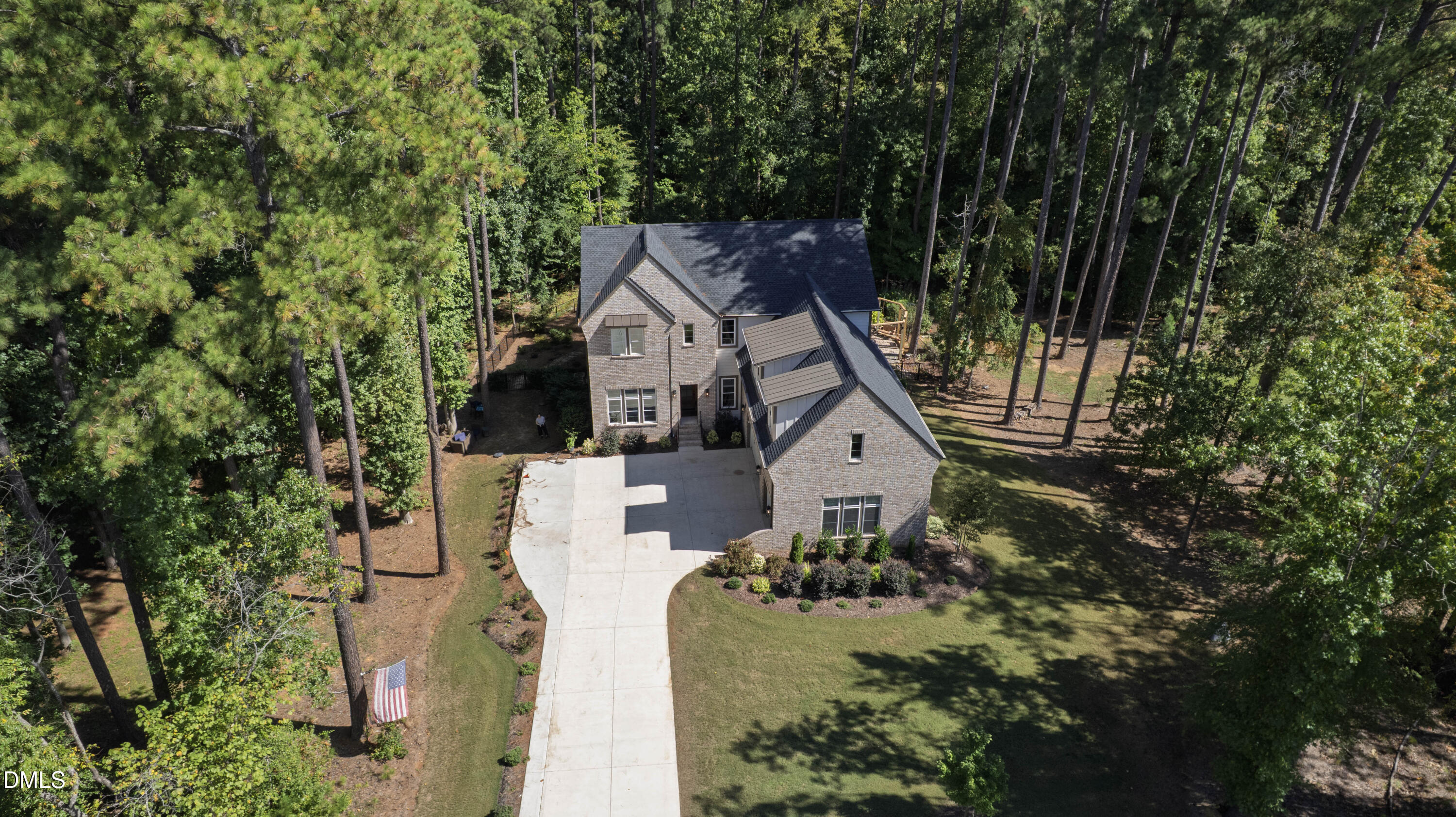 main property photo 80