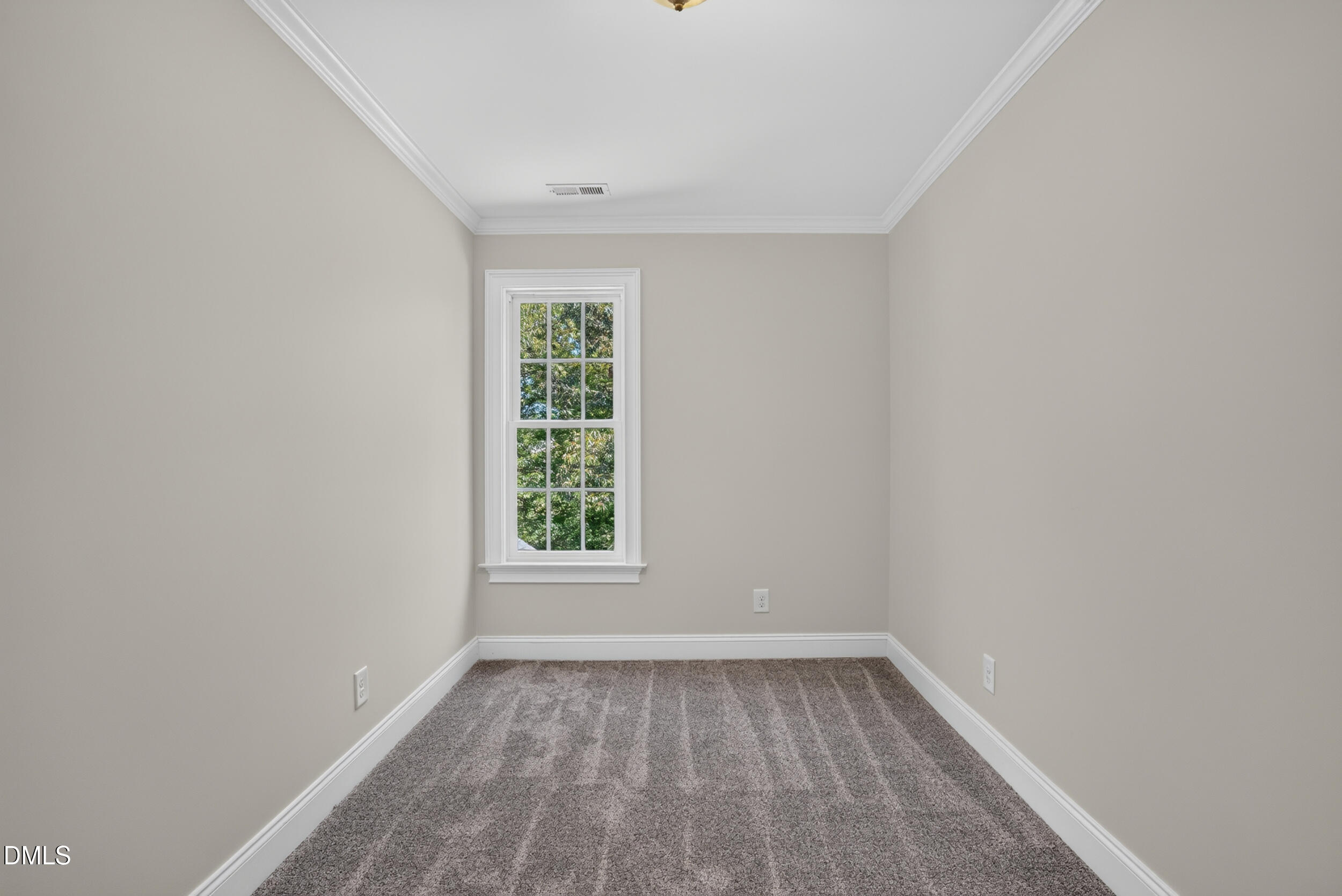 main property photo 70