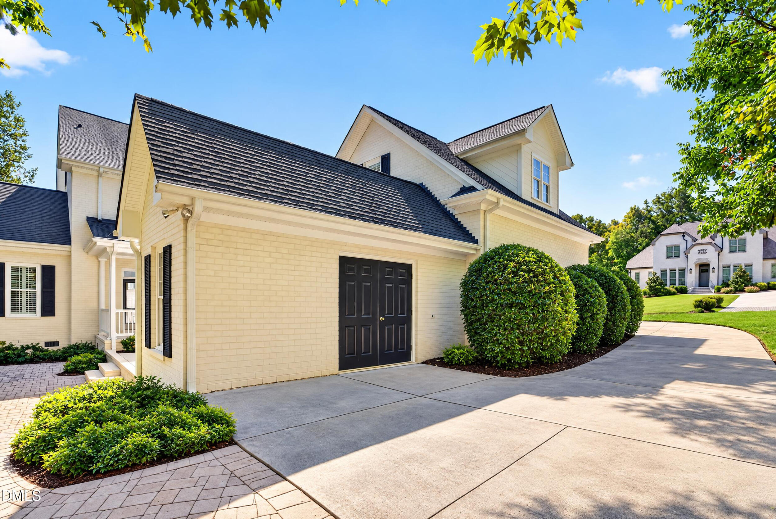 main property photo 74