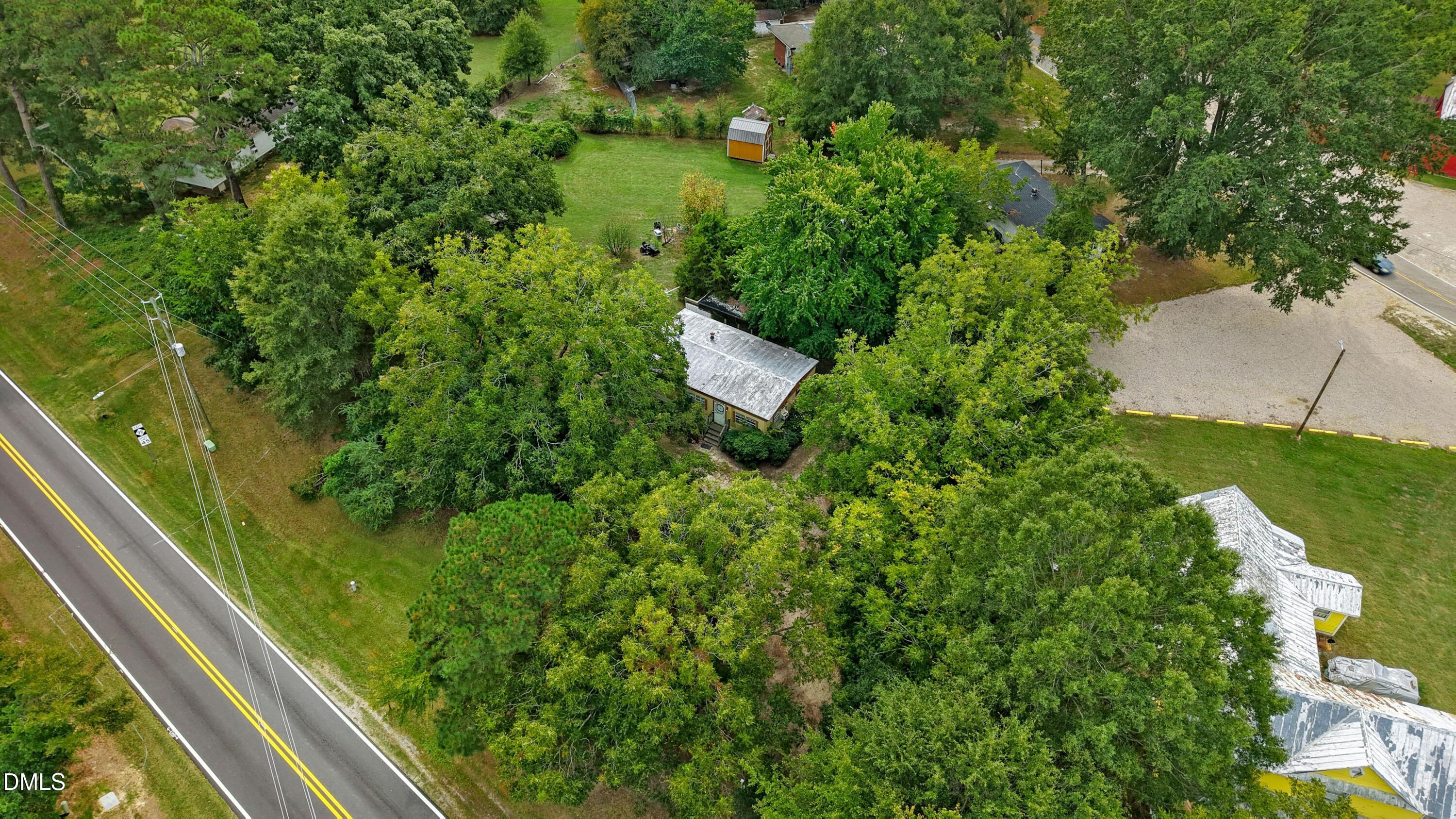 main property photo 8