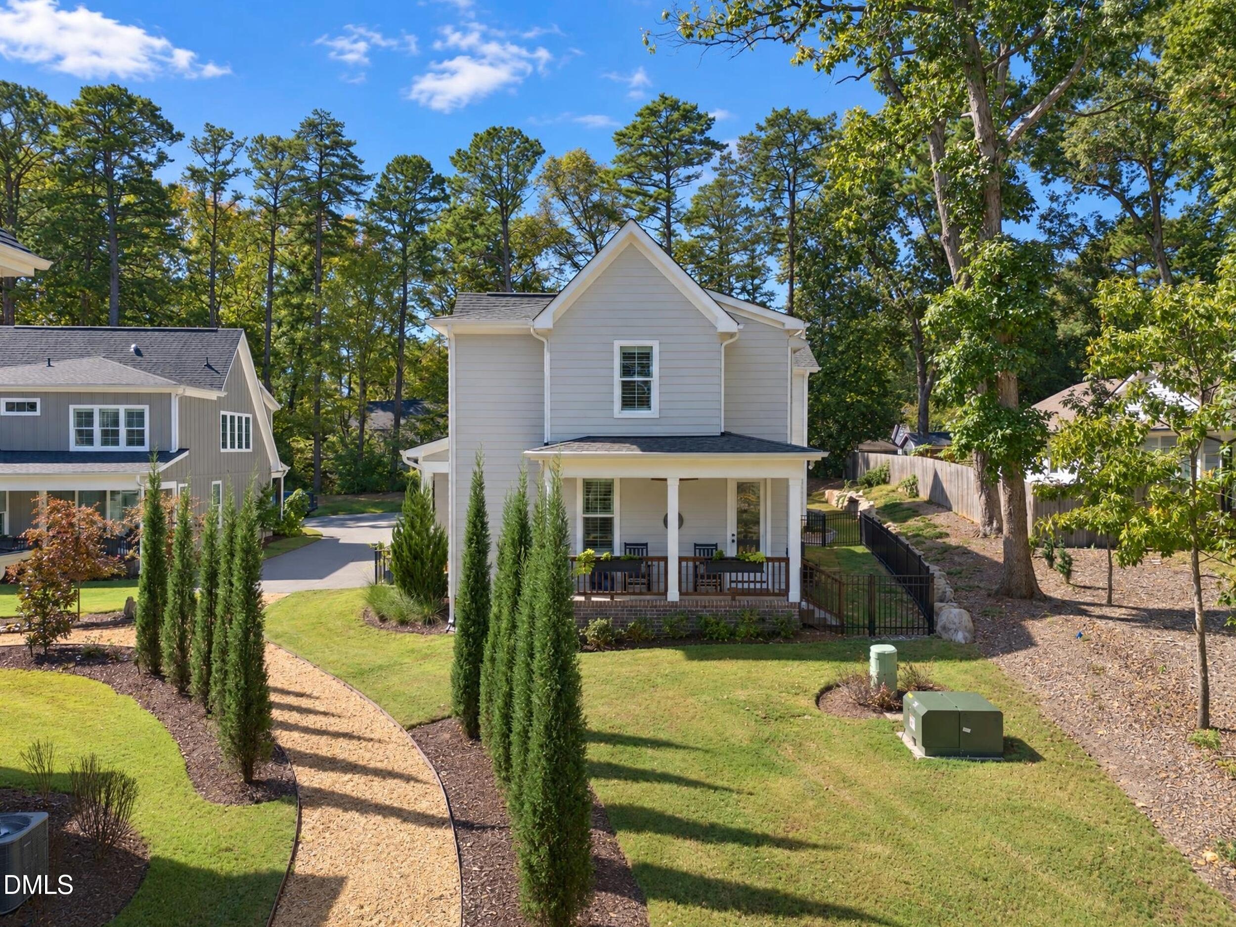 main property photo 32