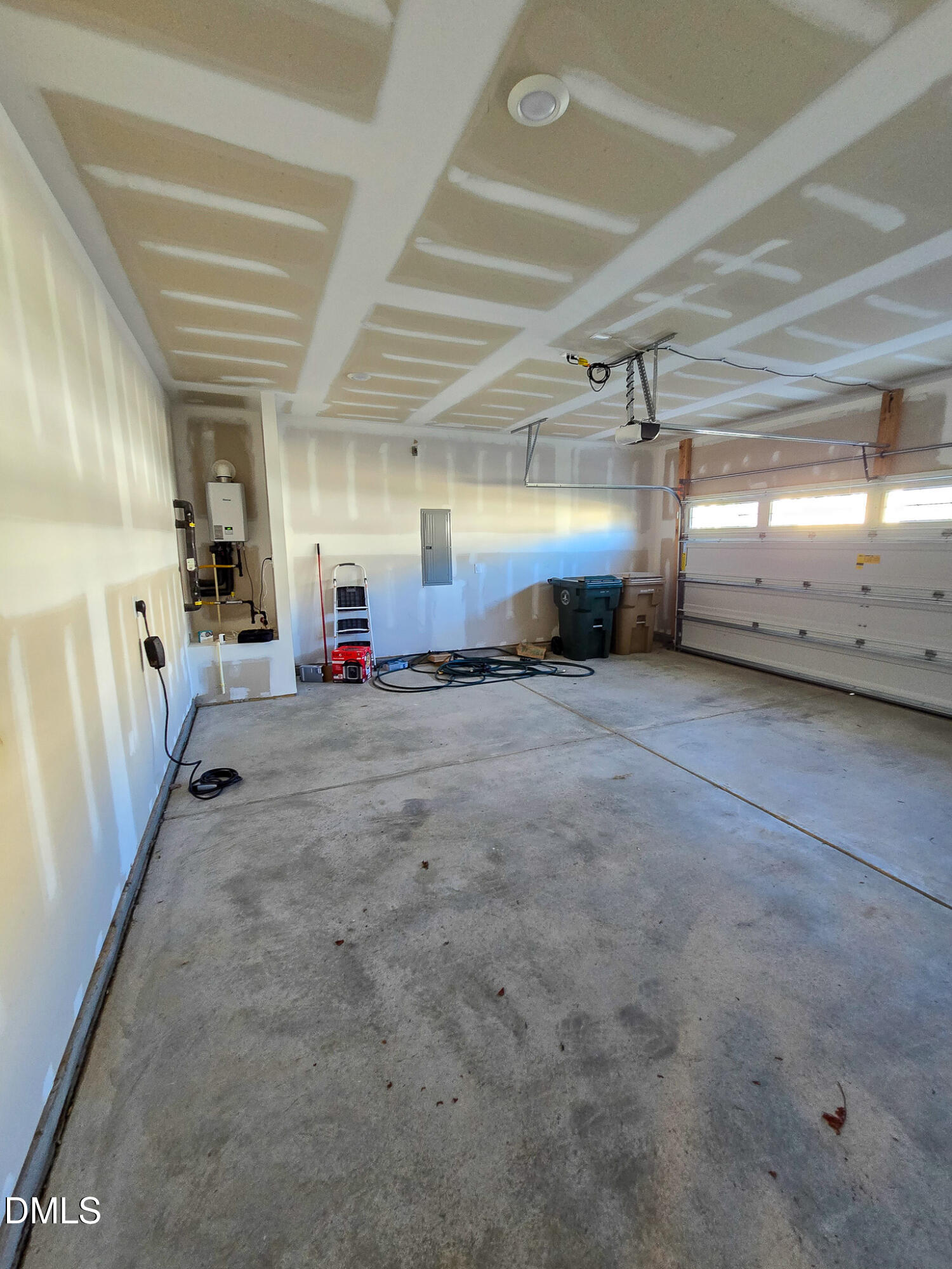main property photo 51