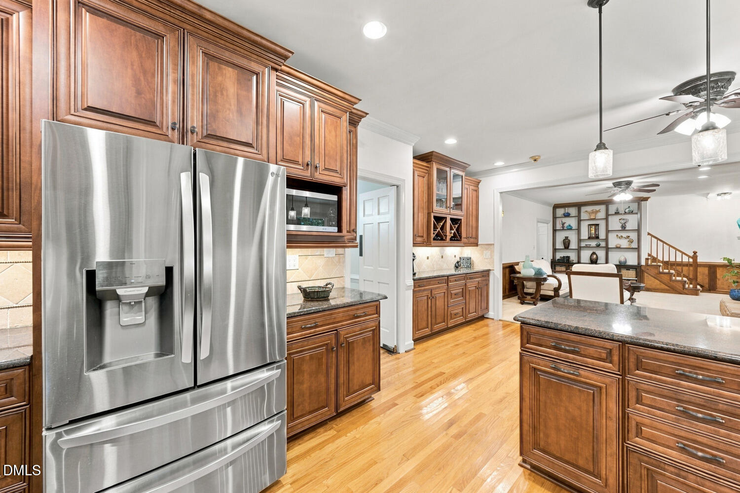 main property photo 18