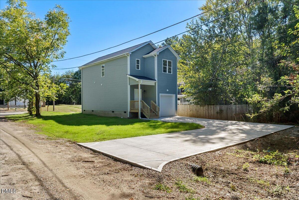 main property photo 31