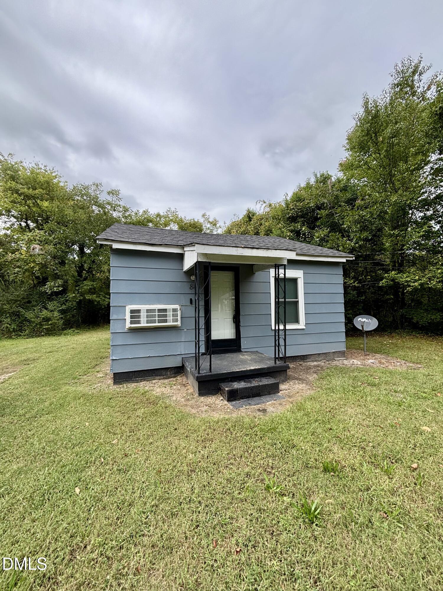 main property photo 13