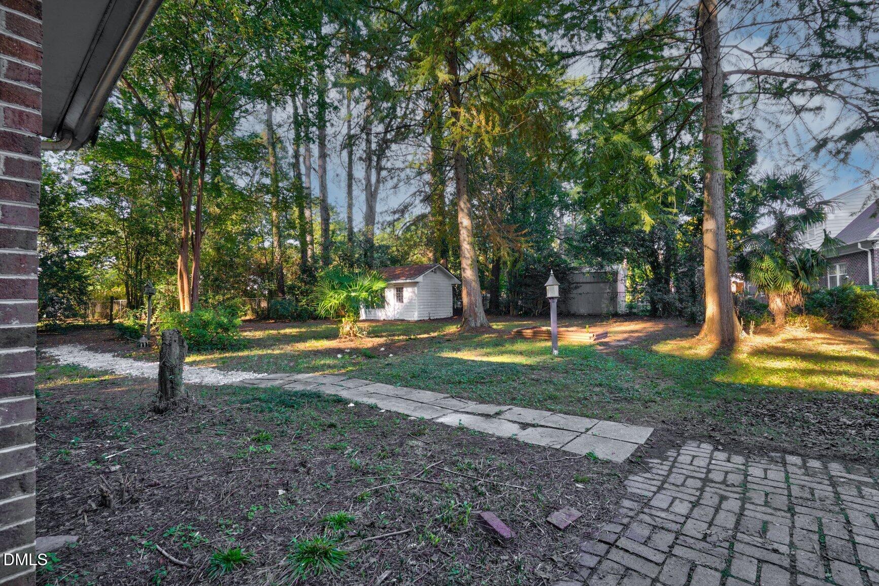 main property photo 34