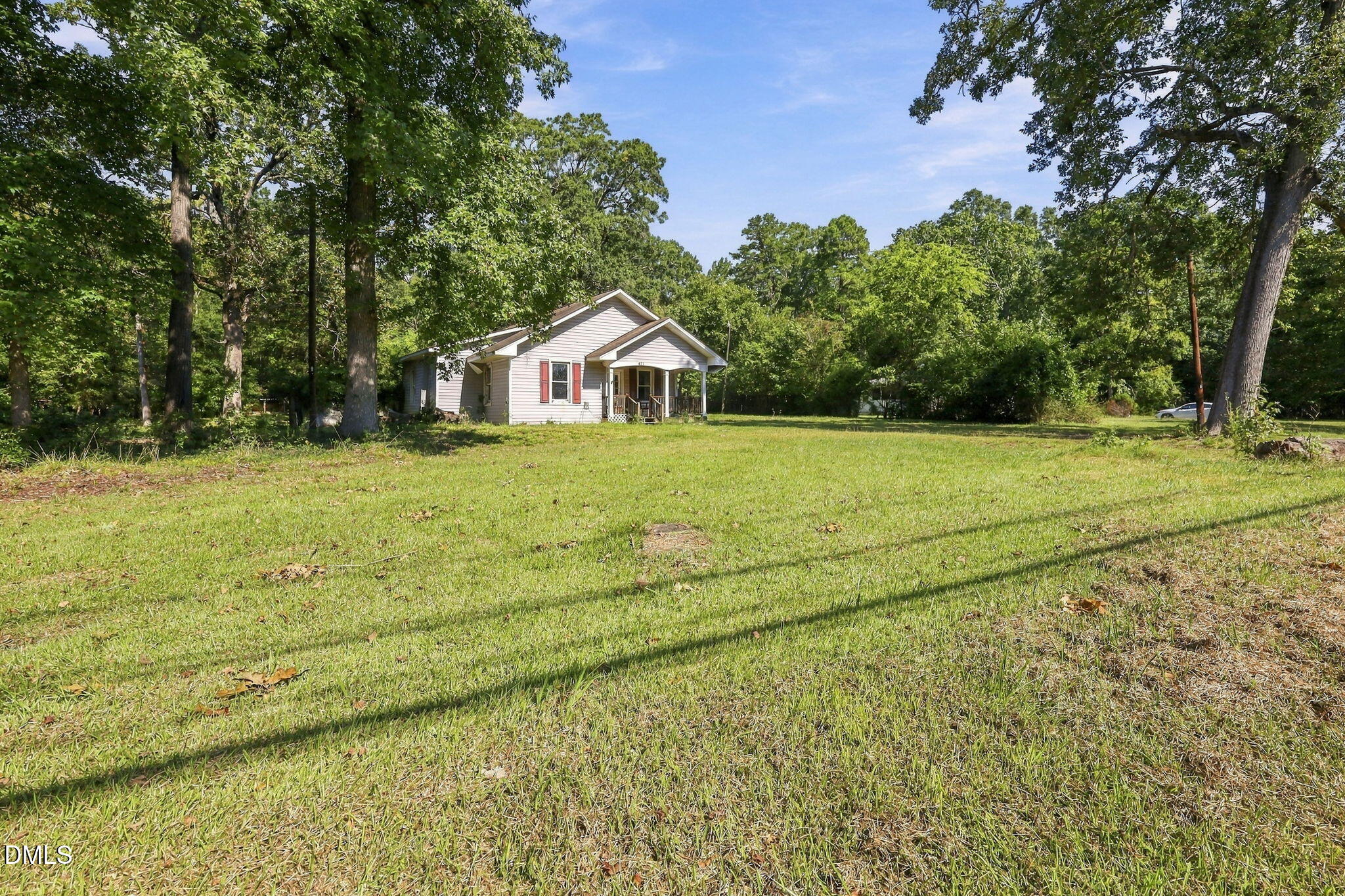 main property photo 12