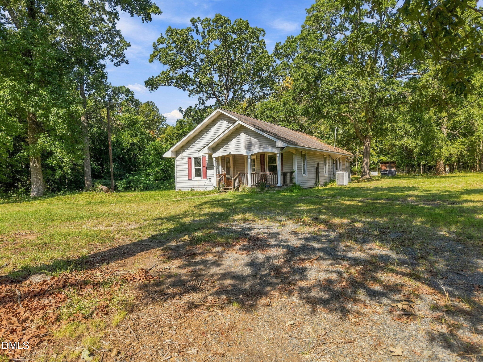 main property photo 7