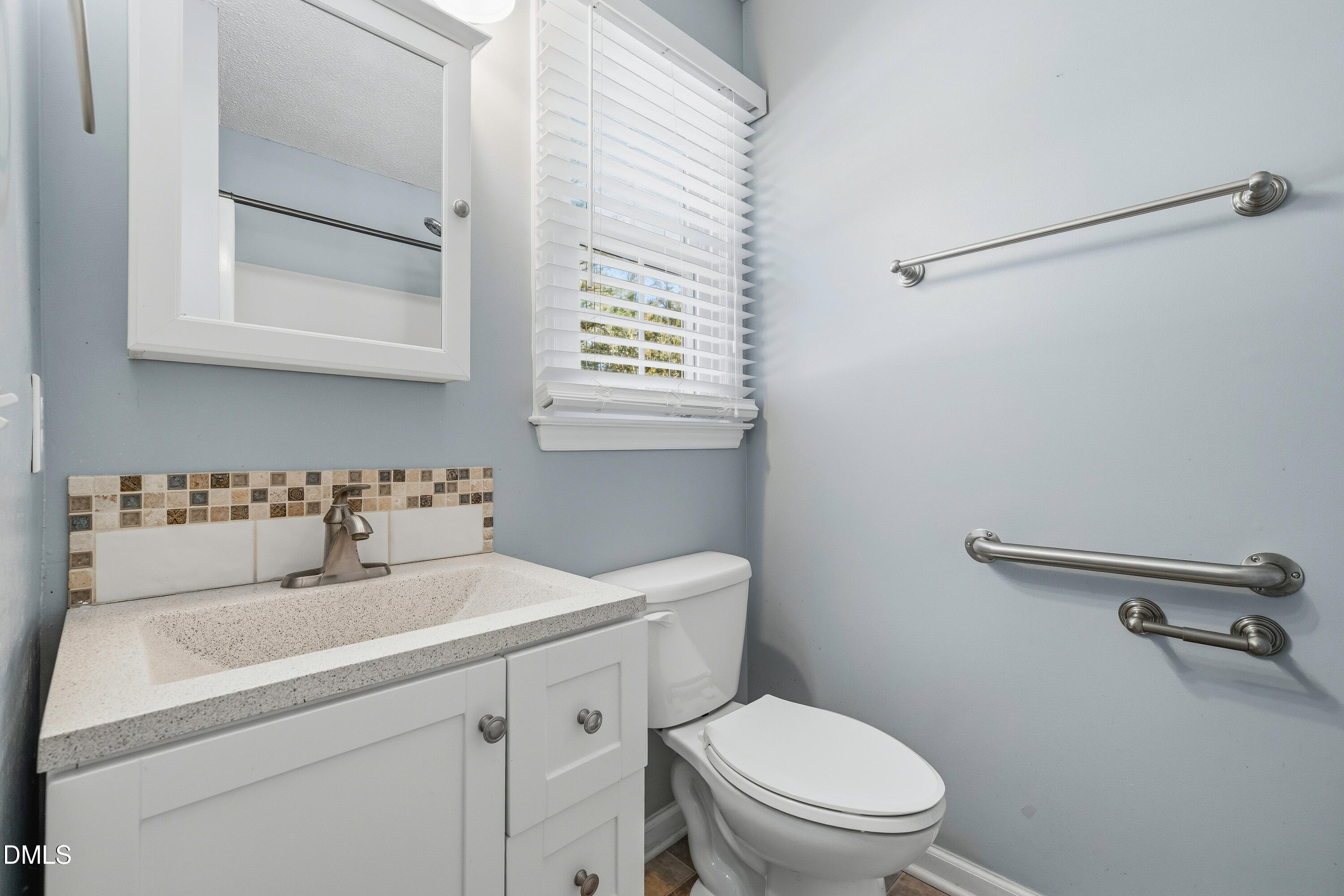 main property photo 26