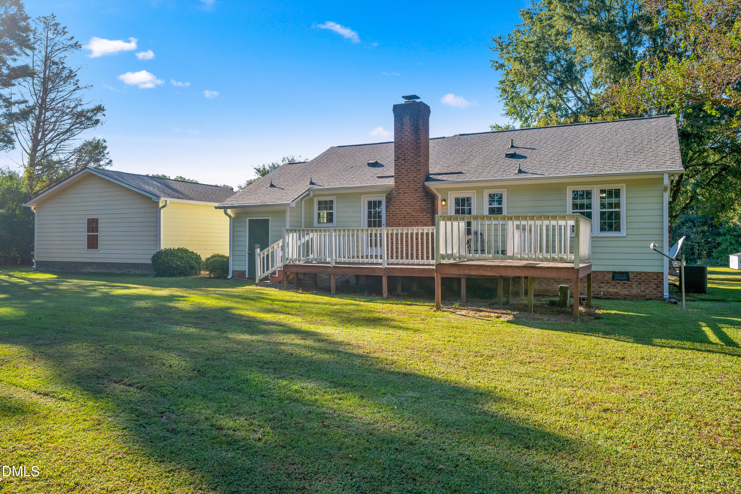 main property photo 29