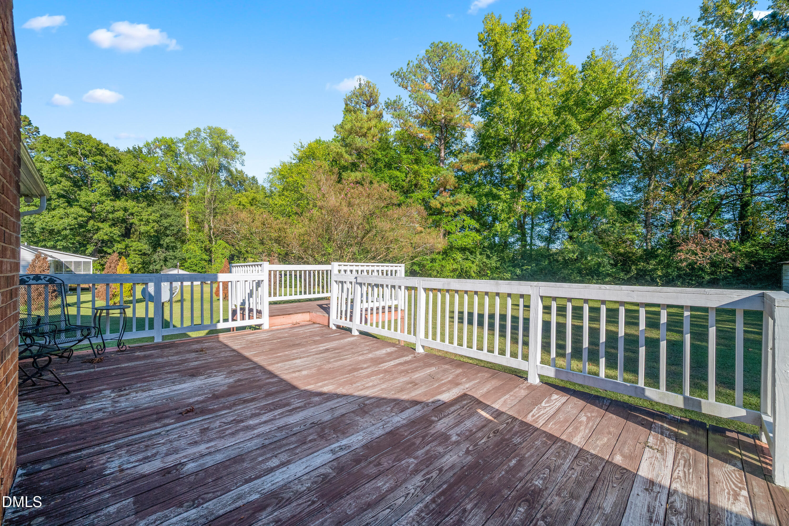 main property photo 32