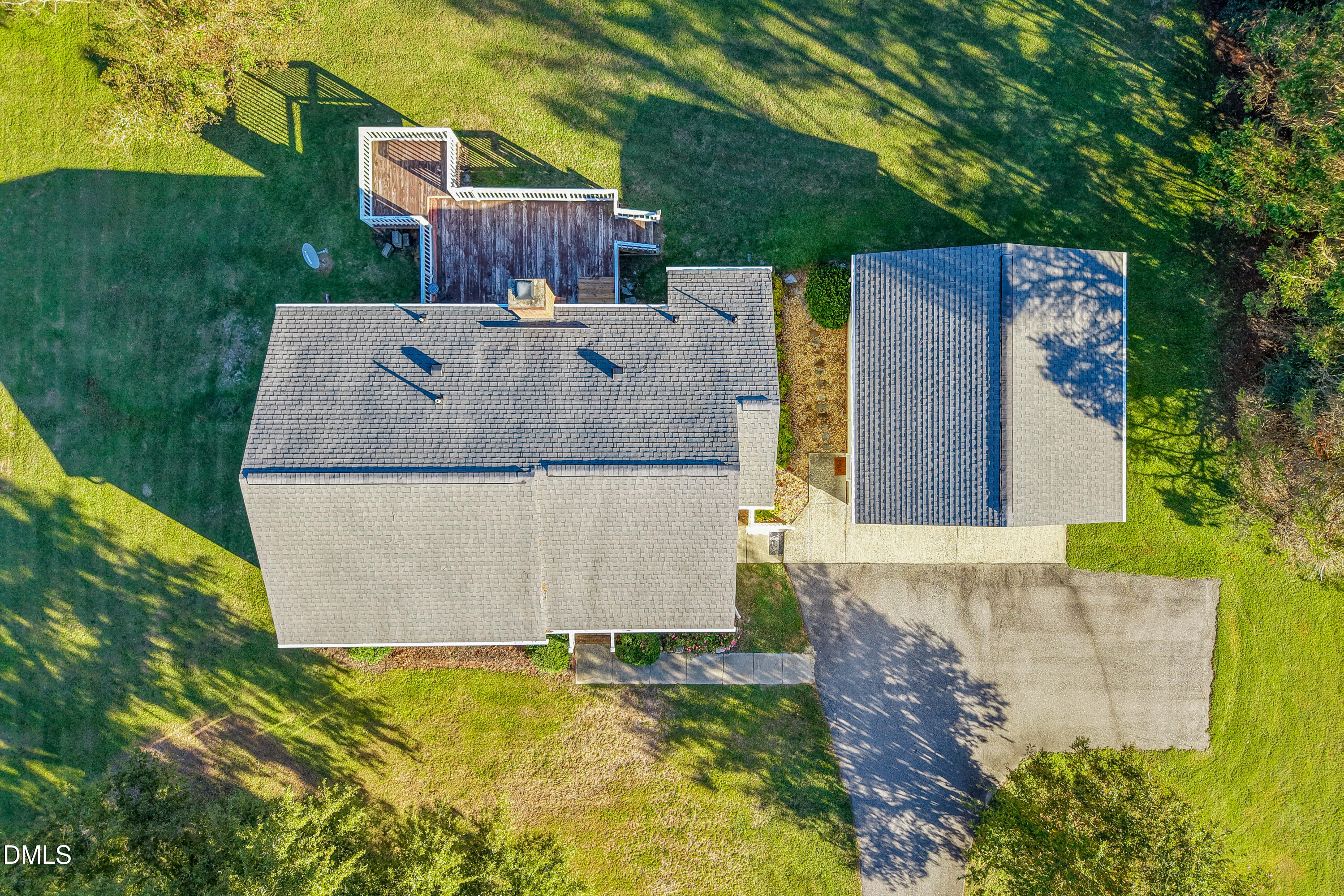 main property photo 42