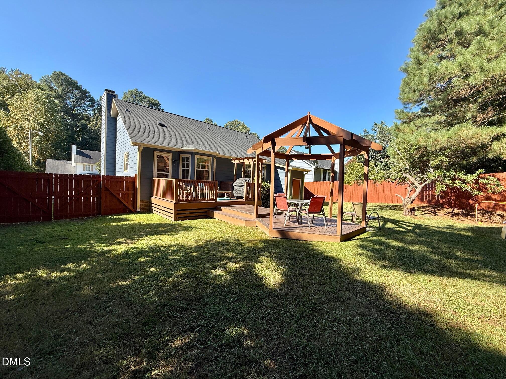 main property photo 3