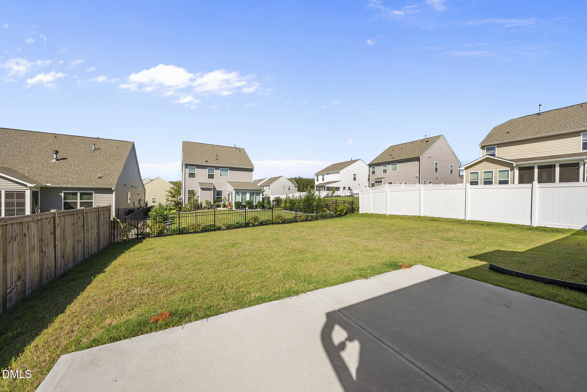 main property photo 29