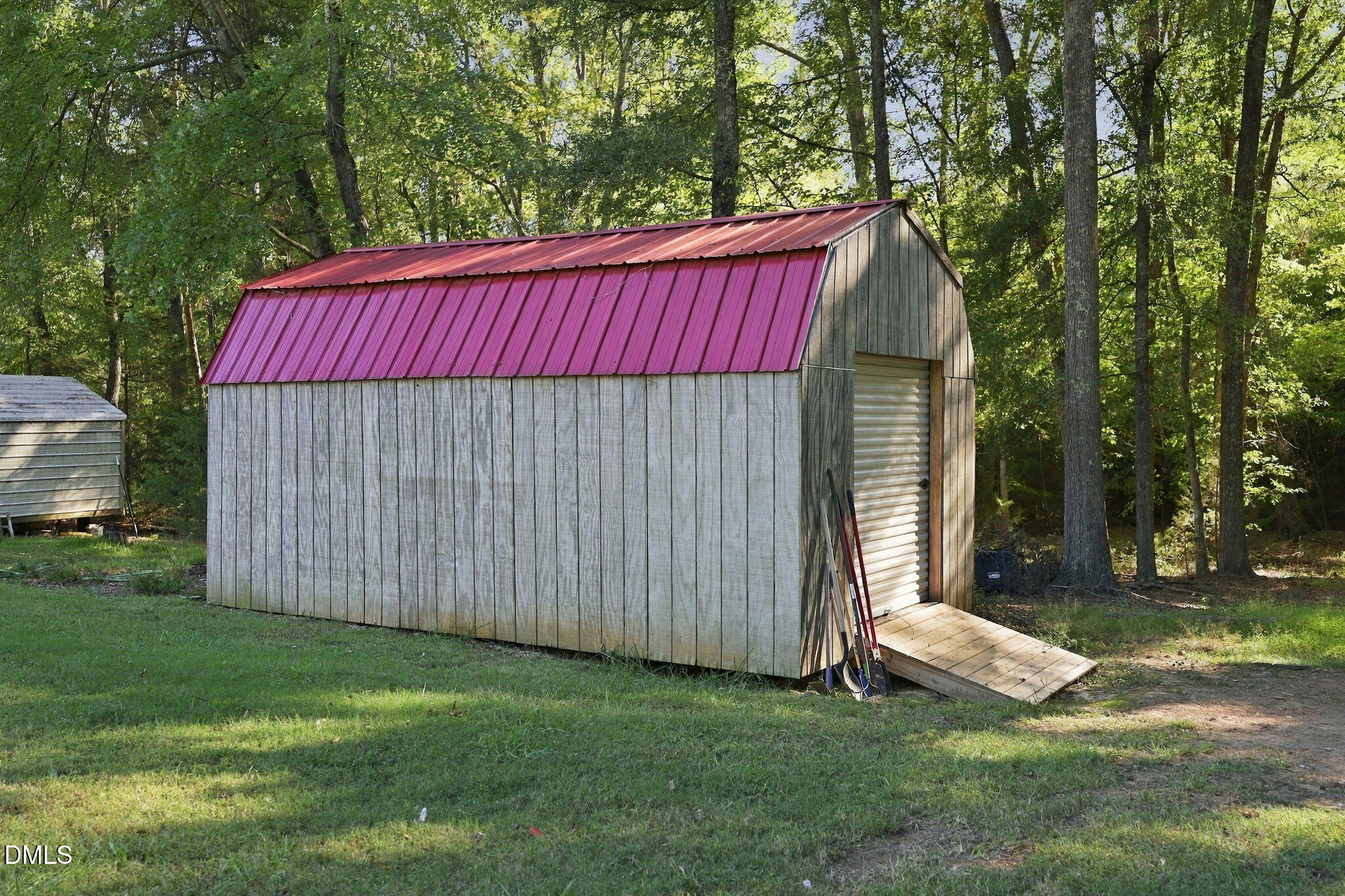 main property photo 34