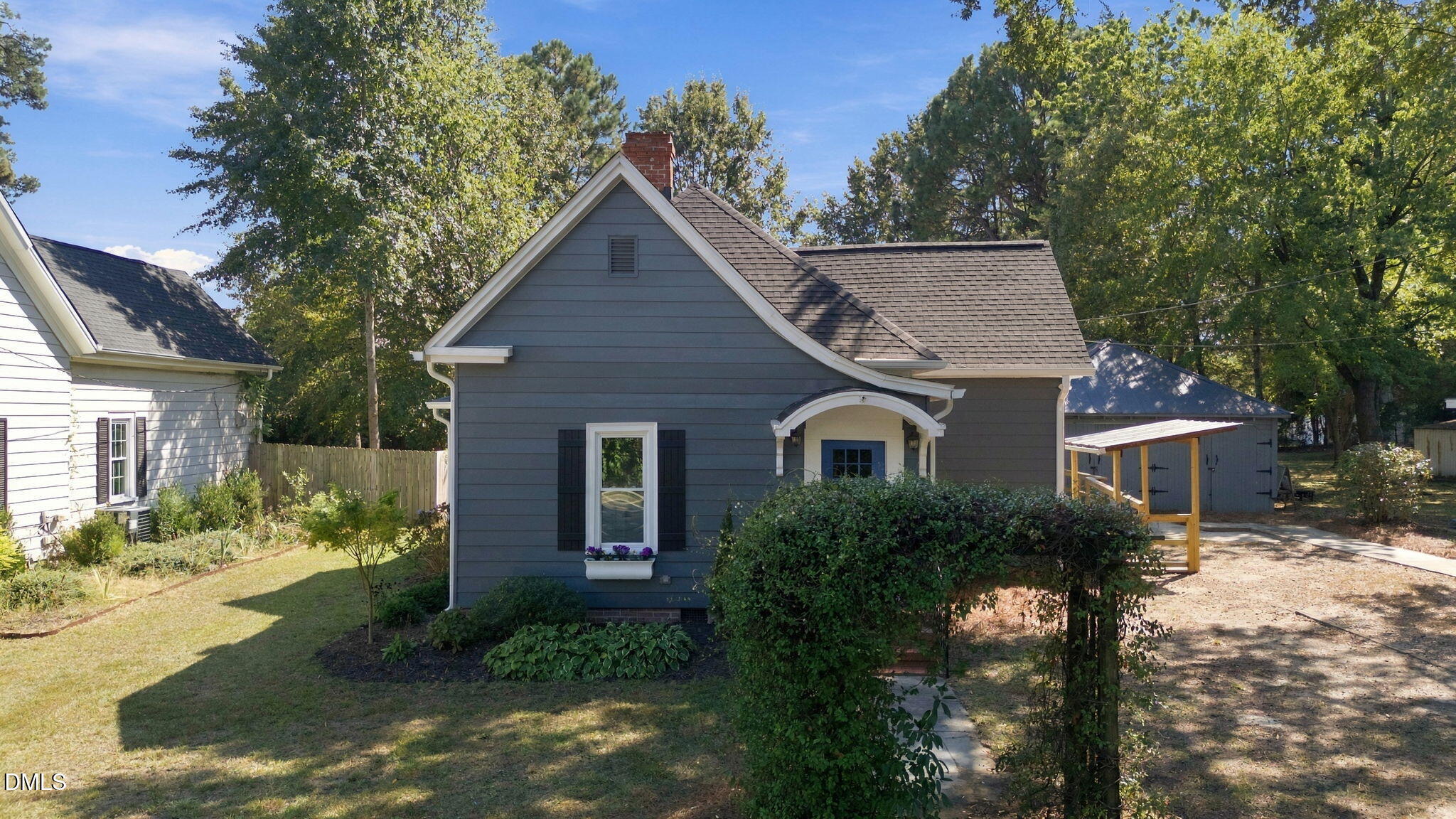 main property photo 1