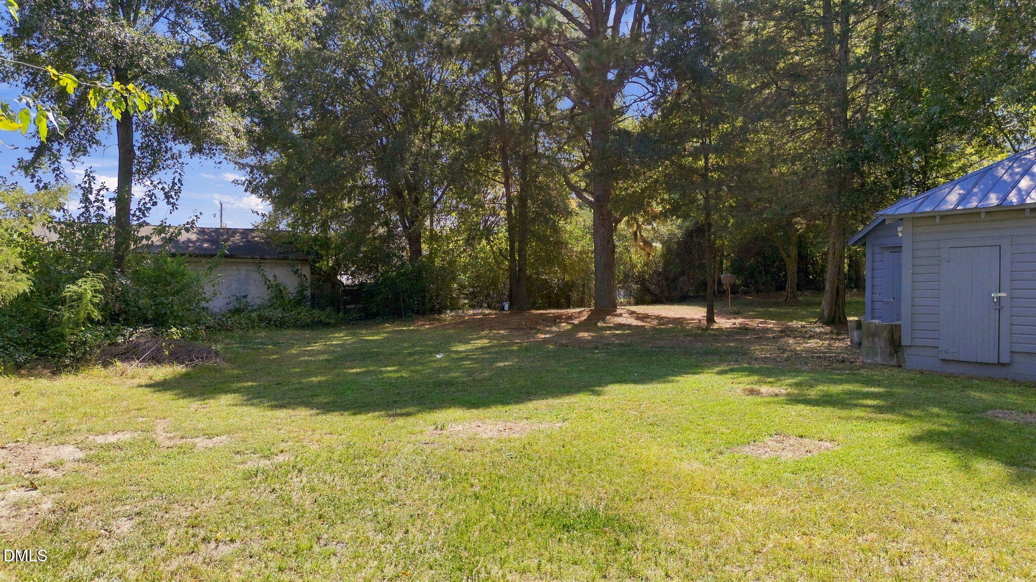 main property photo 13