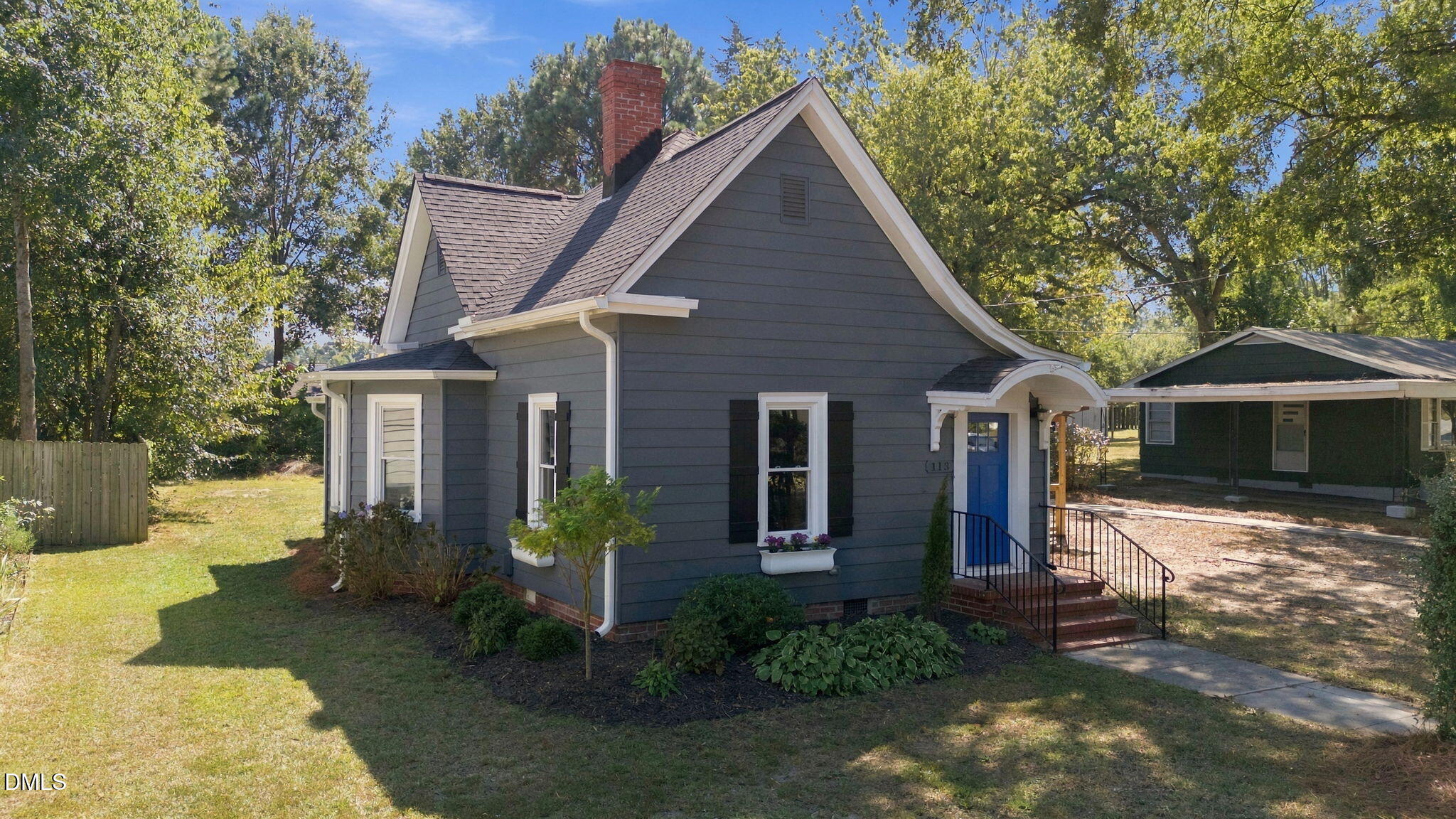 main property photo 2