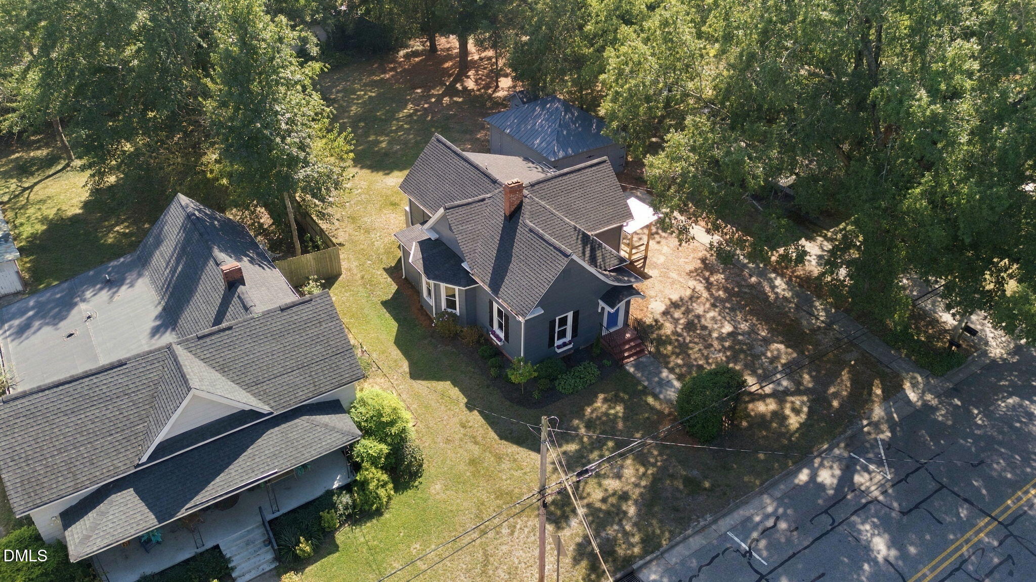 main property photo 6