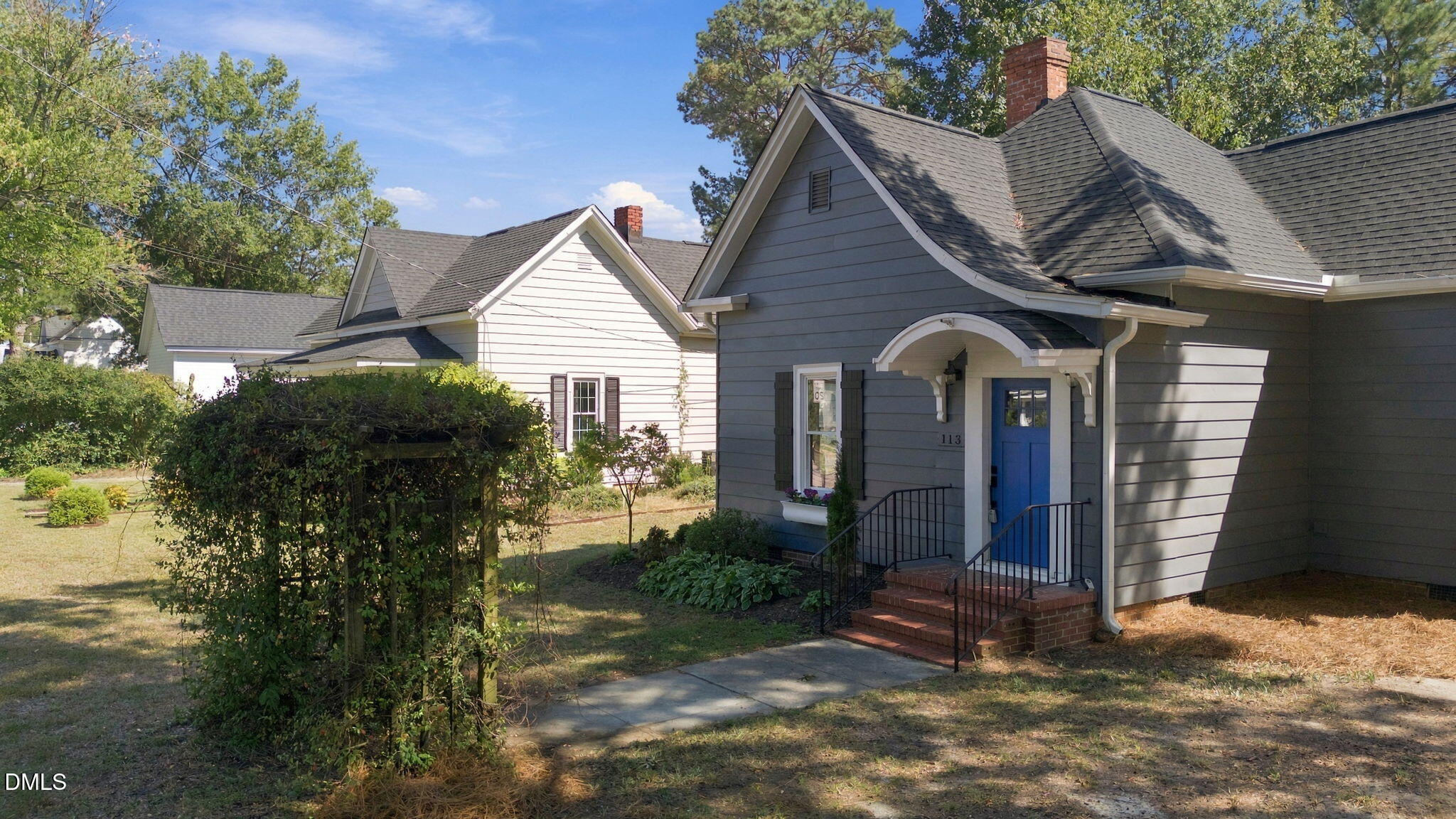 main property photo 8