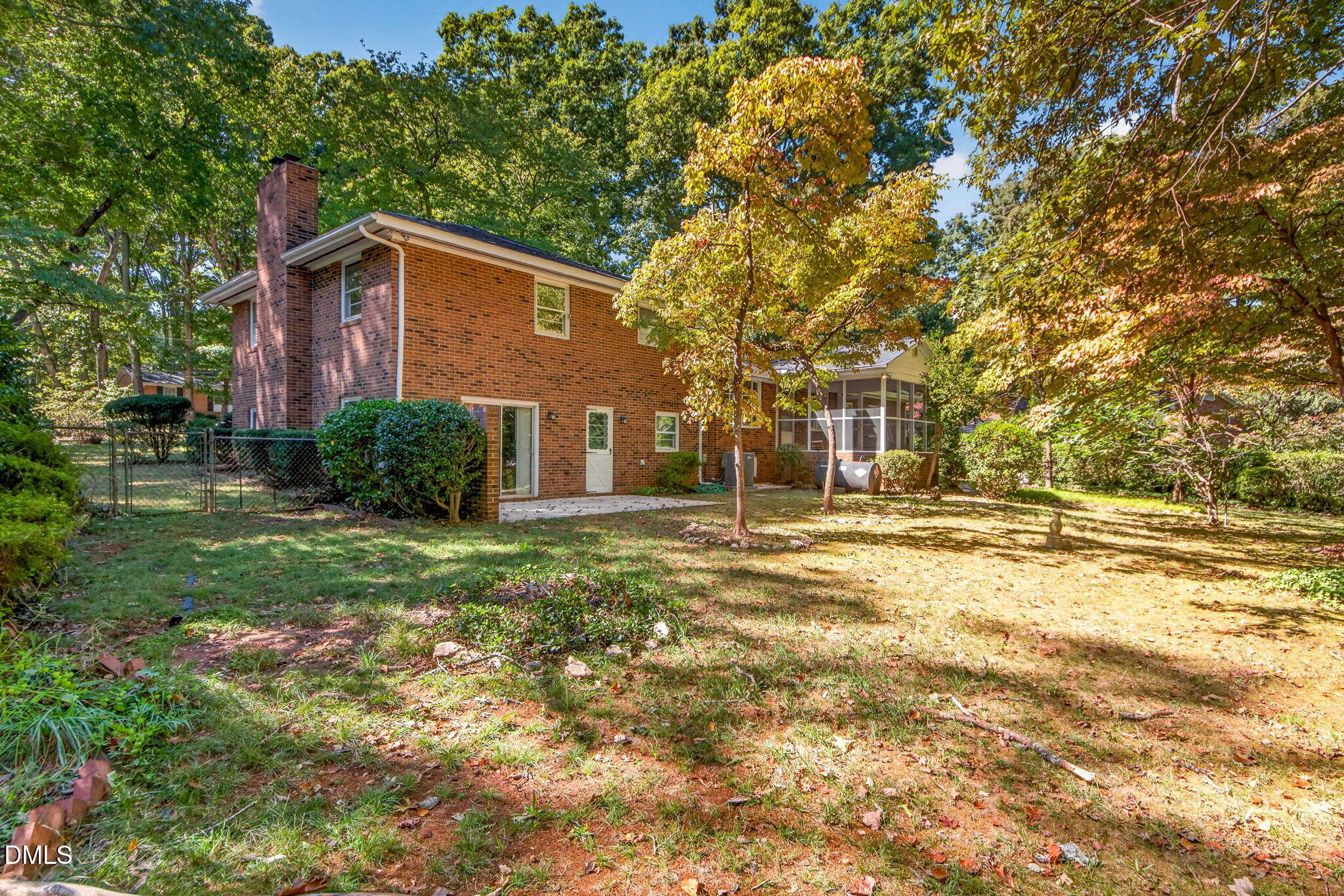 main property photo 41