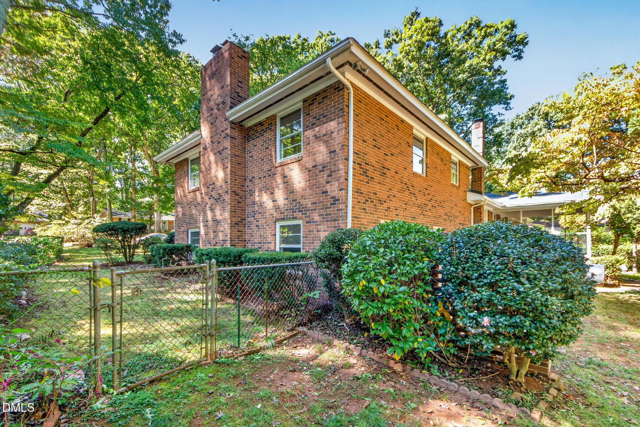 main property photo 45