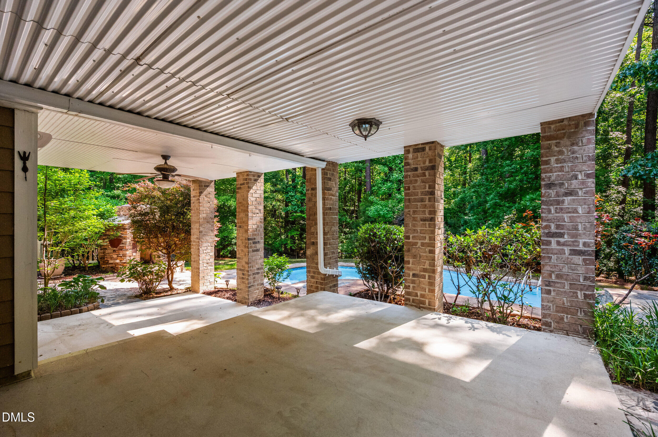 main property photo 47
